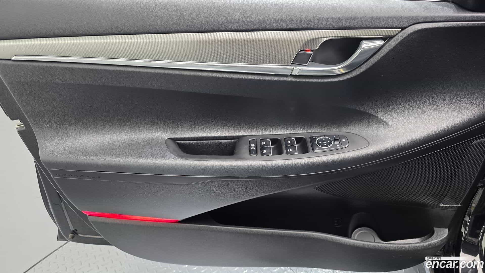 Grandeur Hyundai 2022.3-INNER-034