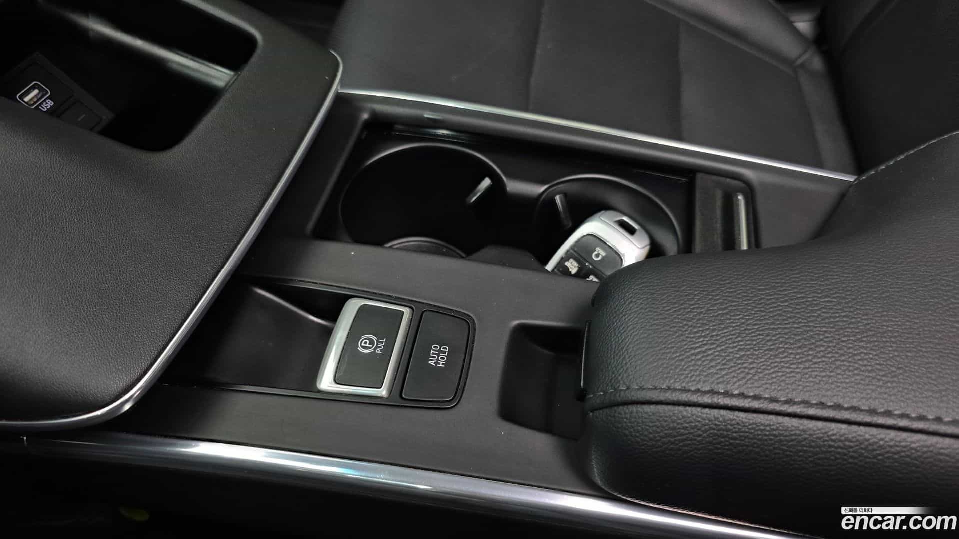 Grandeur Hyundai 2022.3-OPTION-040