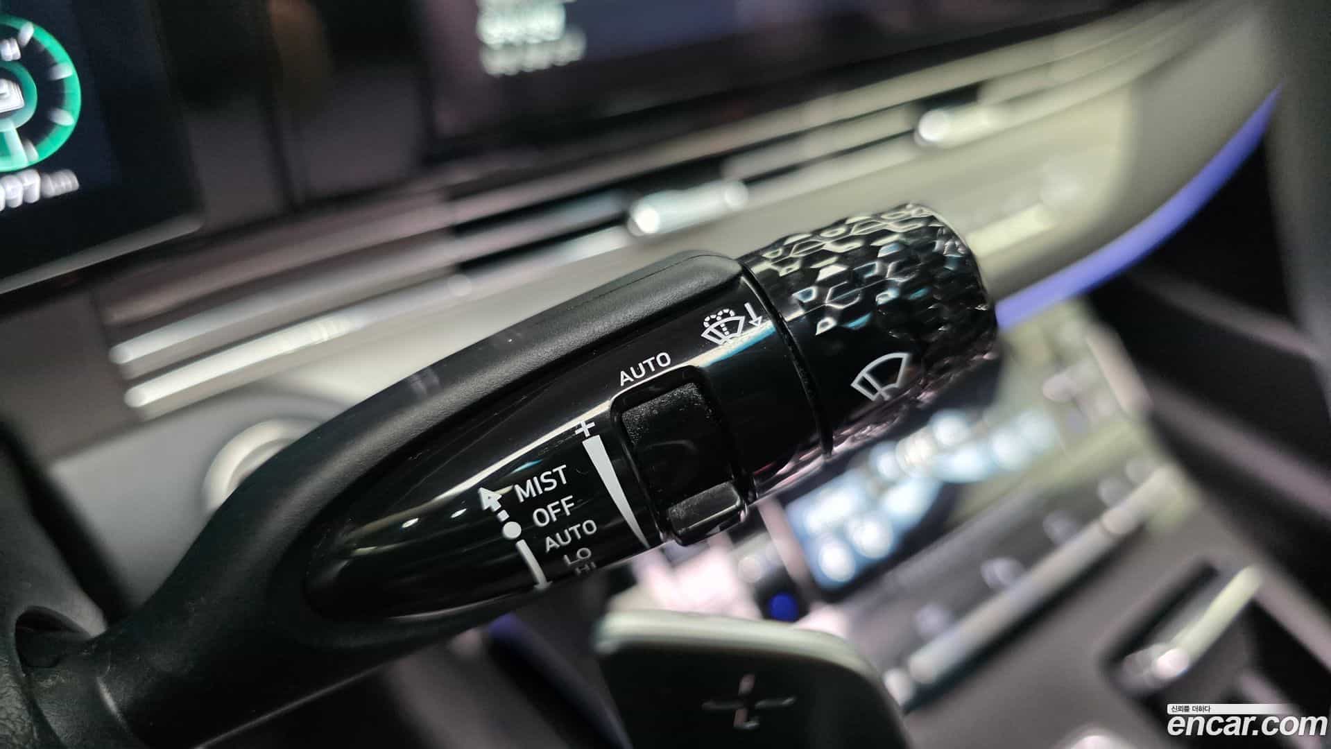 Grandeur Hyundai 2022.3-OPTION-041