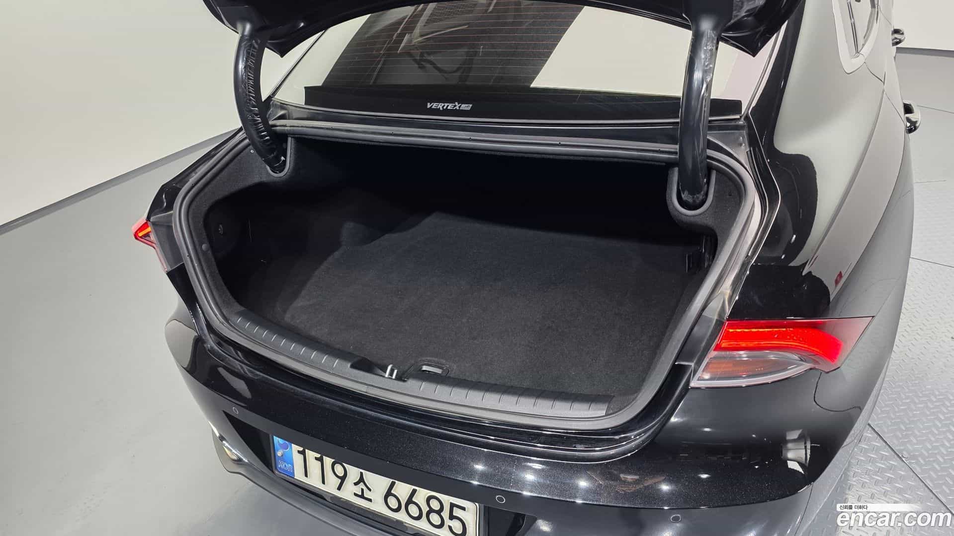 Grandeur Hyundai 2022.3-OPTION-049