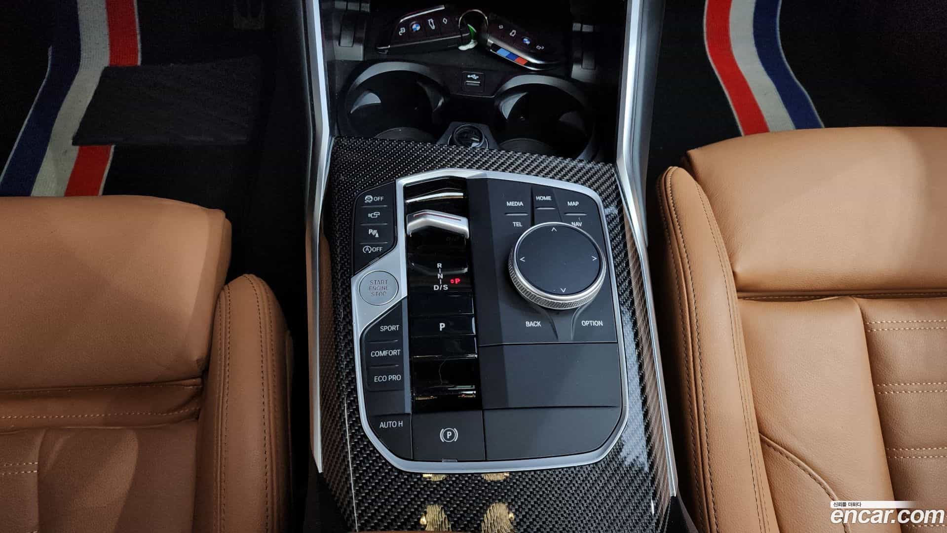 3-Series BMW 2023.11-INNER-009