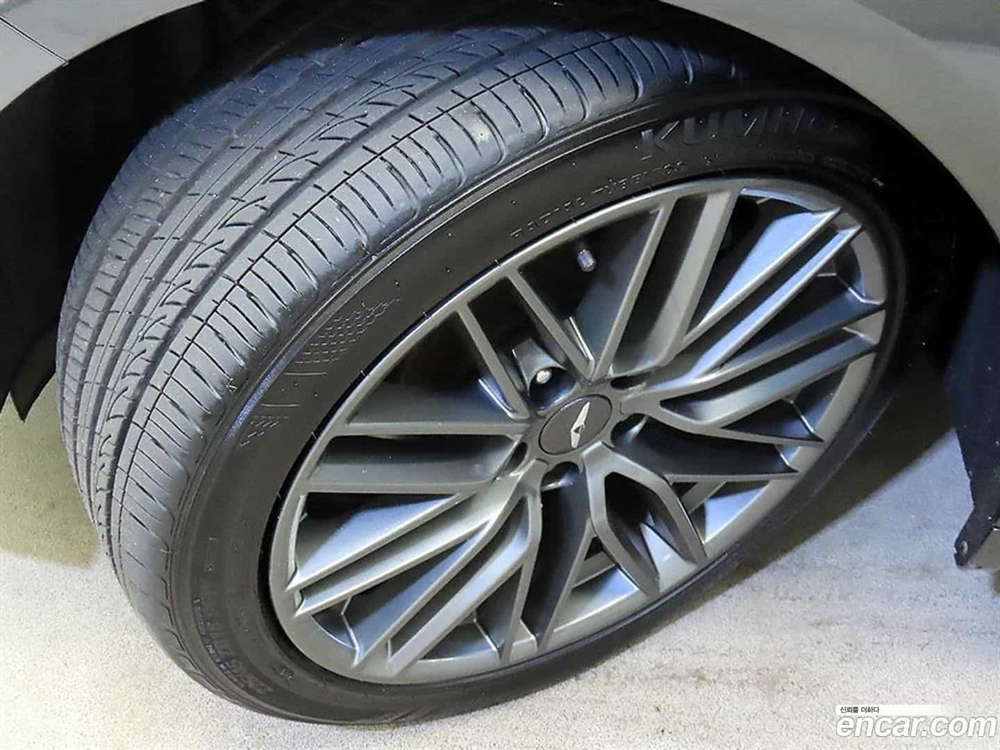 G70 Genesis 2018.9-OUTER-005