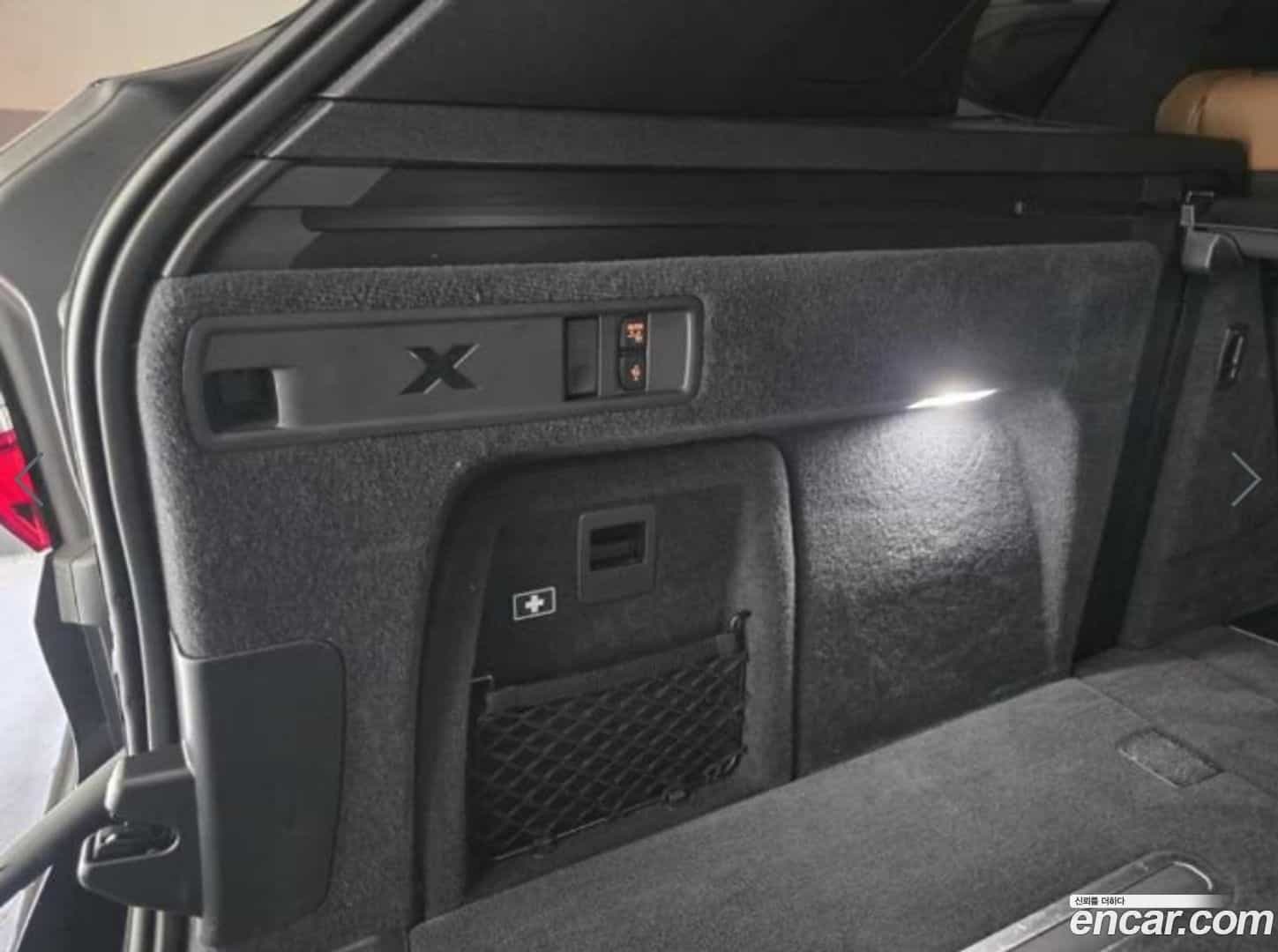 X5M BMW 2023.5-INNER-010
