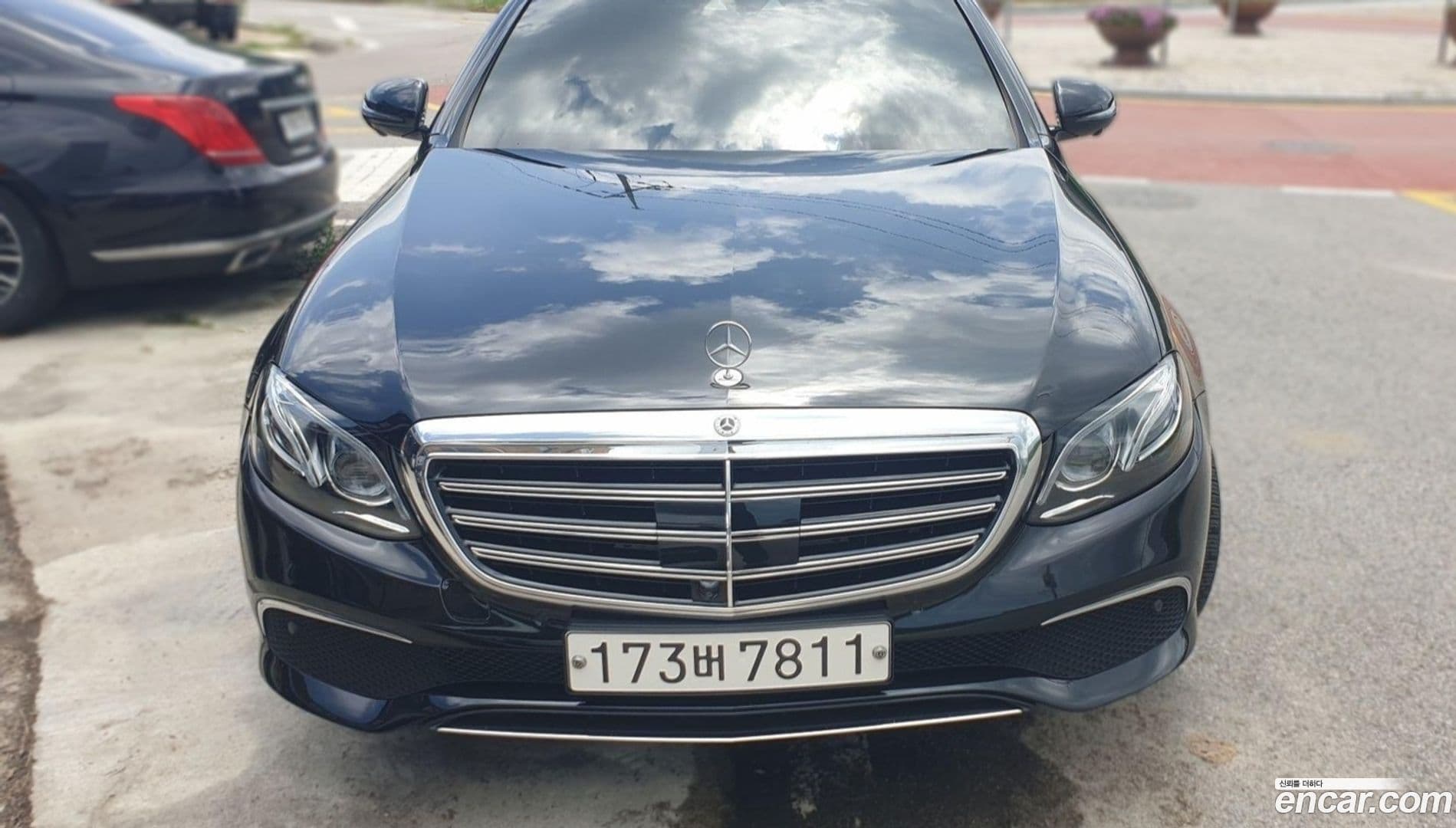 Main__Slider__Photo:E-Class Mercedes-Benz 2020.6-0