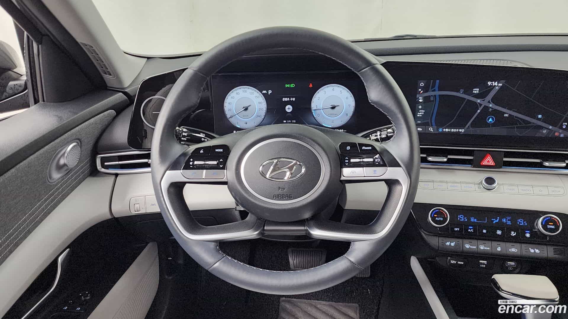 AVANTE Hyundai 2022.11-OPTION-017