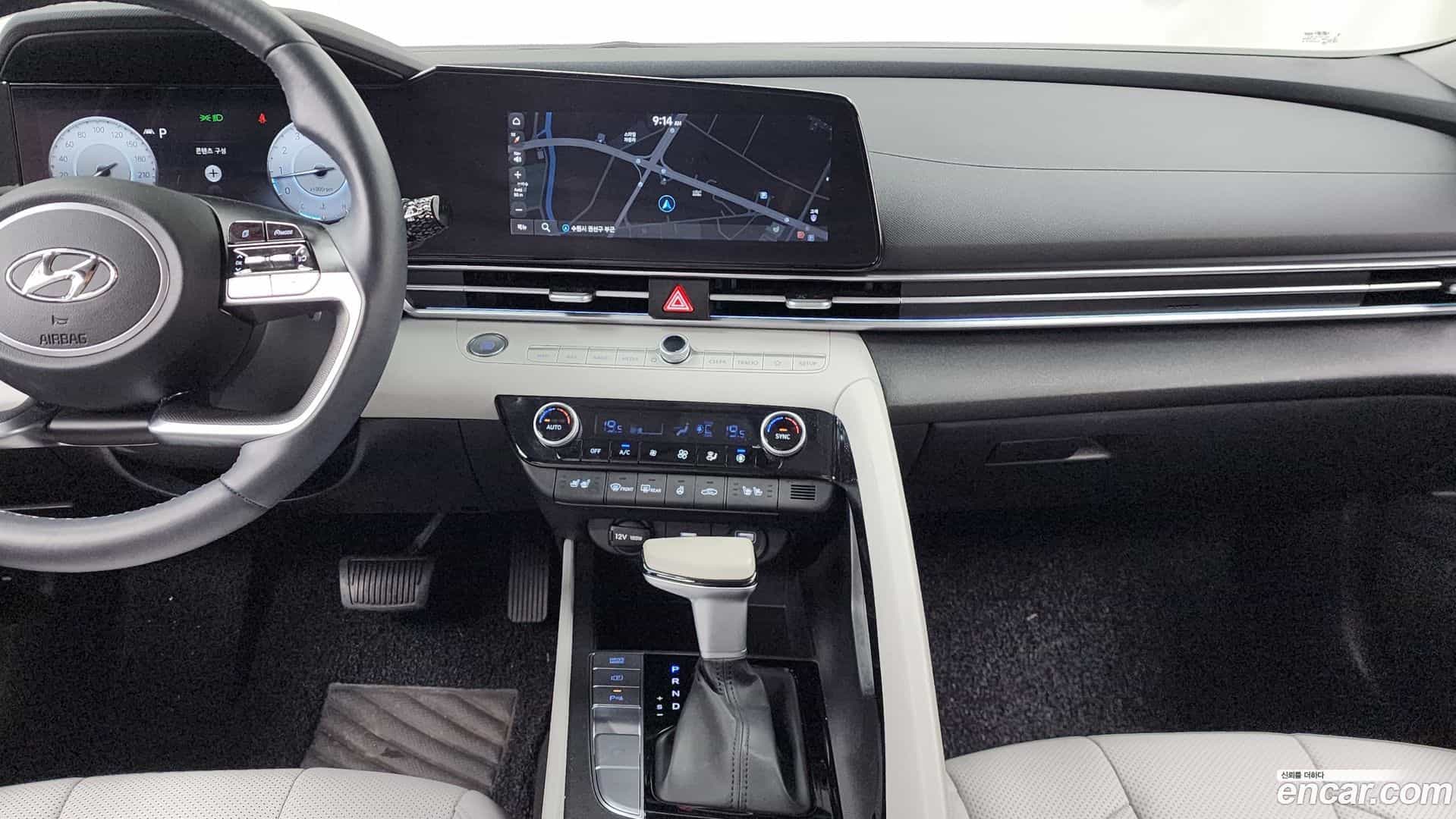 AVANTE Hyundai 2022.11-OPTION-018