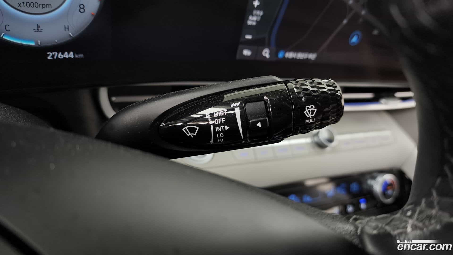 AVANTE Hyundai 2022.11-OPTION-023