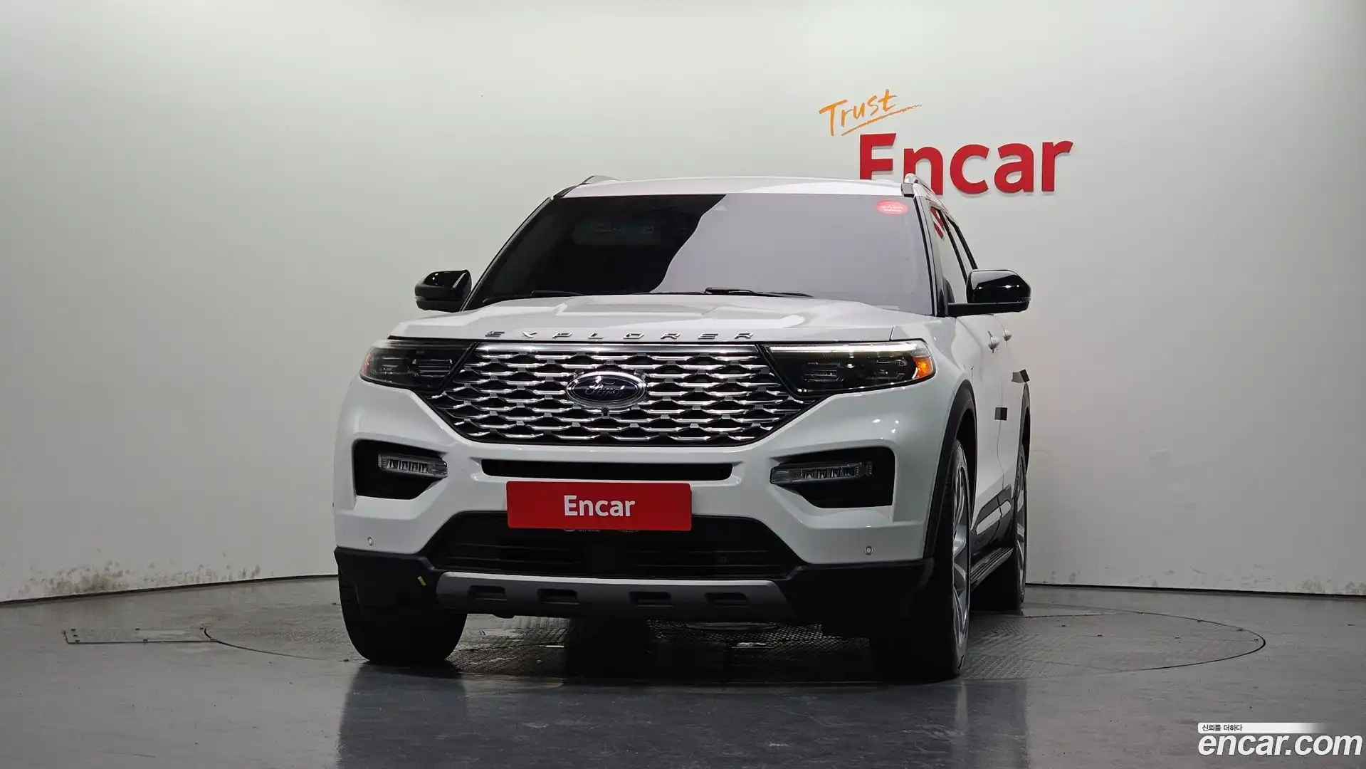 Explorer Ford 2021.11-OUTER-003
