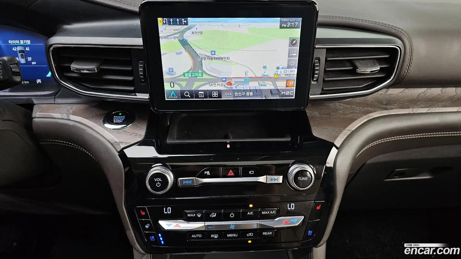 Explorer Ford 2021.11-OPTION-018