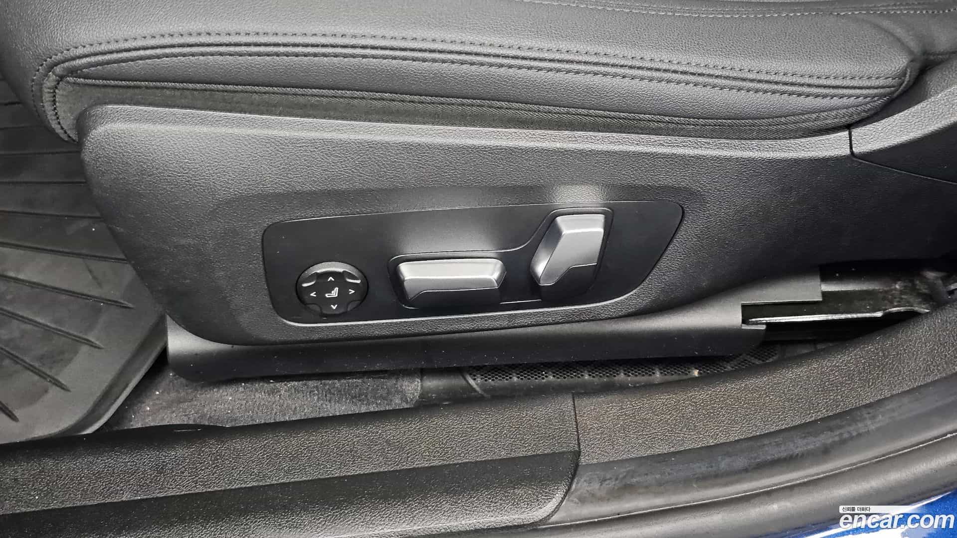 3-Series BMW 2019.11-INNER-036