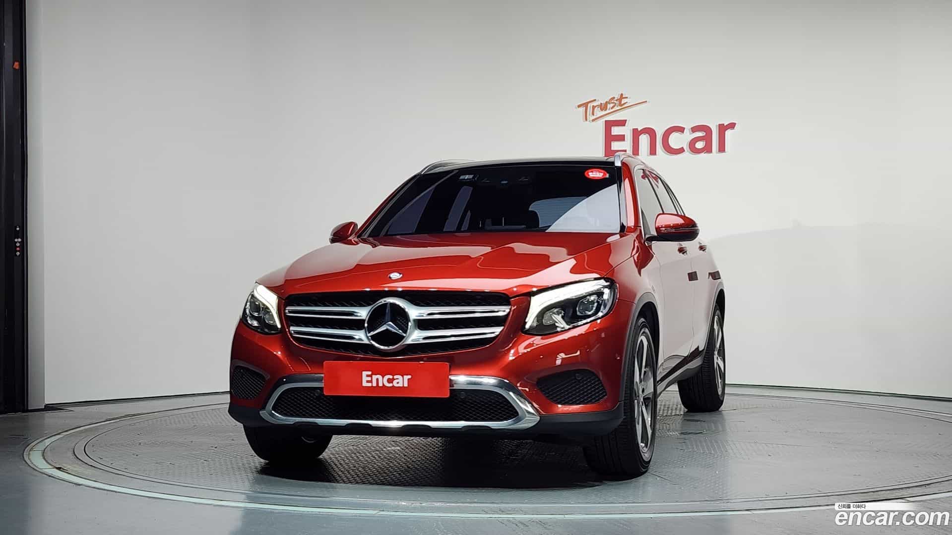 GLC-Class Mercedes-Benz 2016.1-OUTER-003