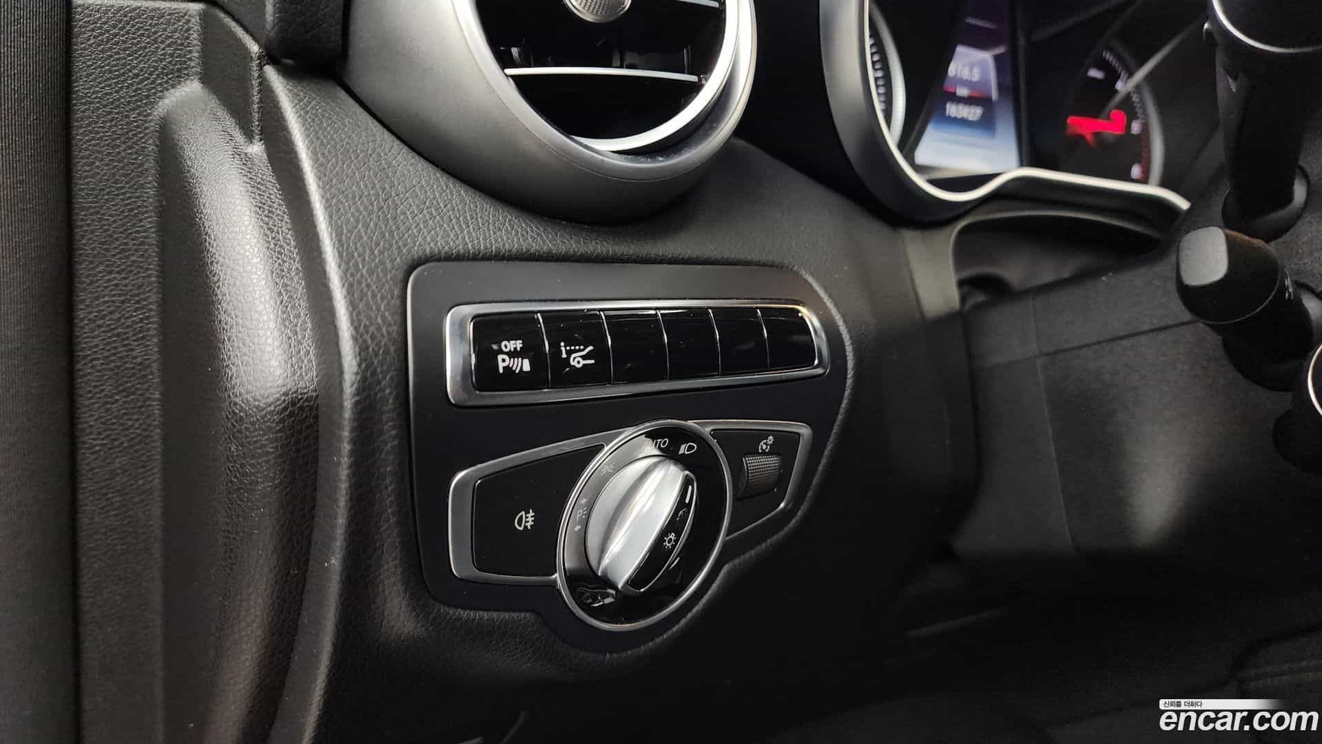 GLC-Class Mercedes-Benz 2016.1-OPTION-020