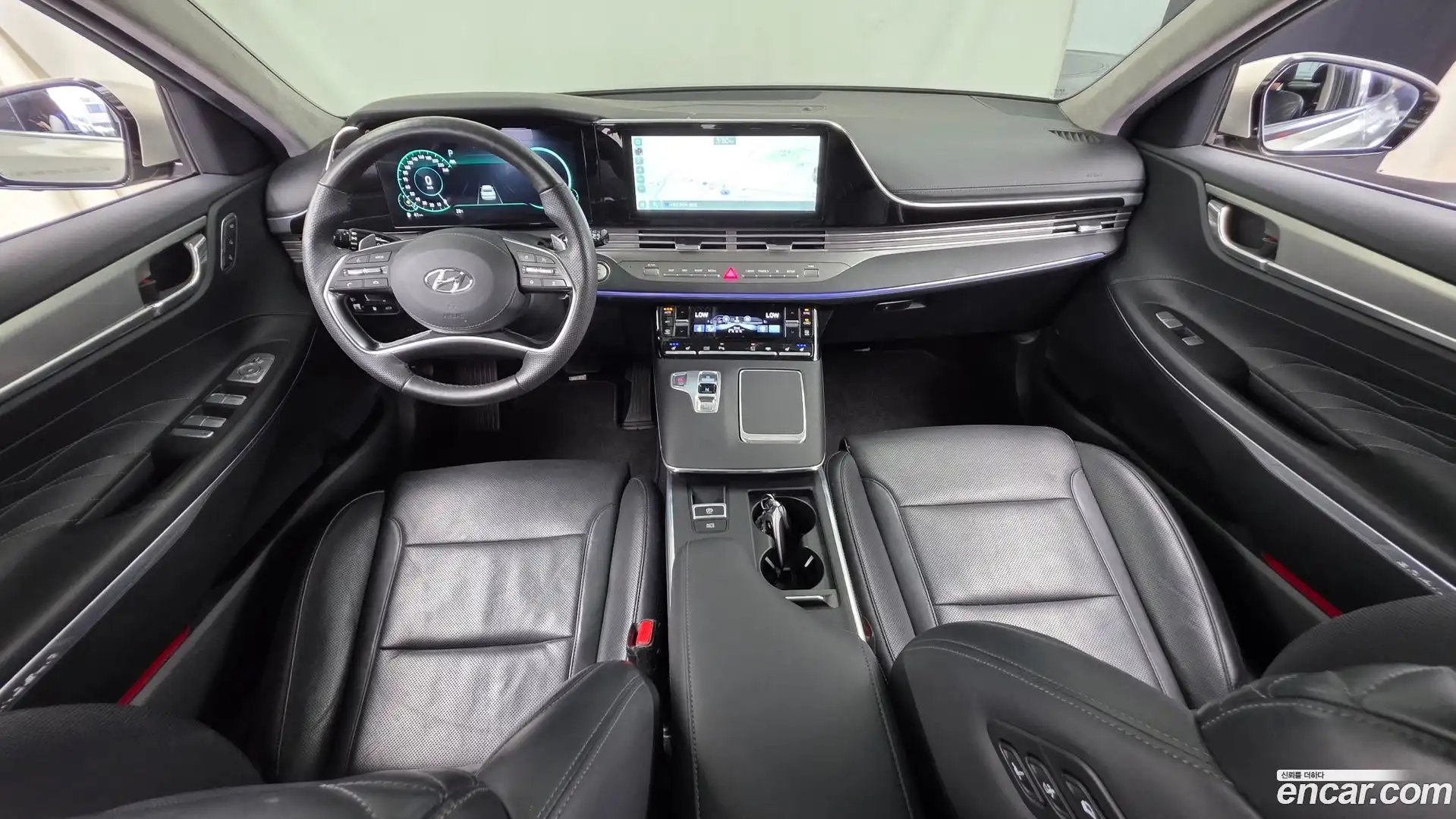 Grandeur Hyundai 2019.11-INNER-007