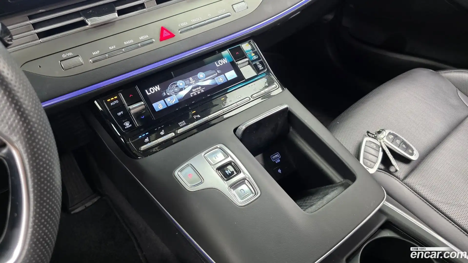 Grandeur Hyundai 2019.11-INNER-009