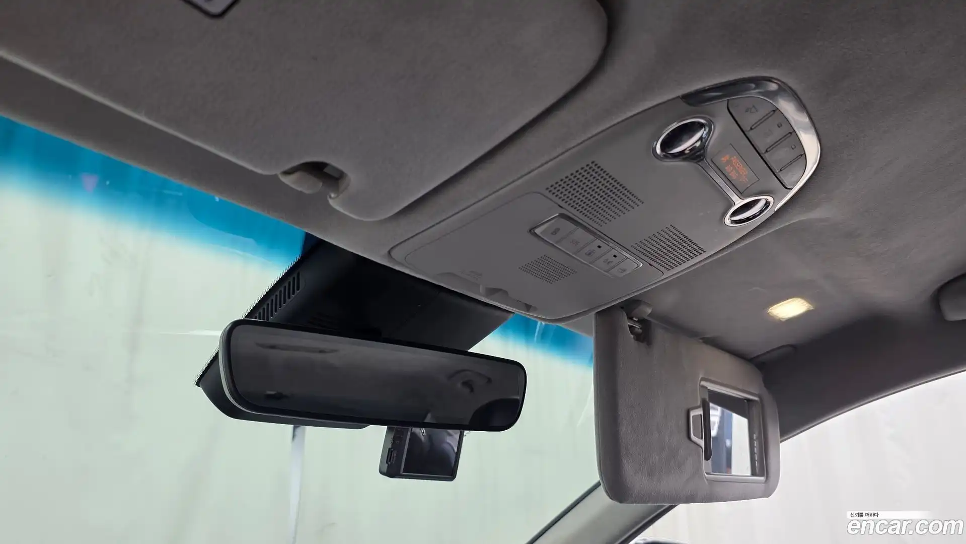Grandeur Hyundai 2019.11-OPTION-022