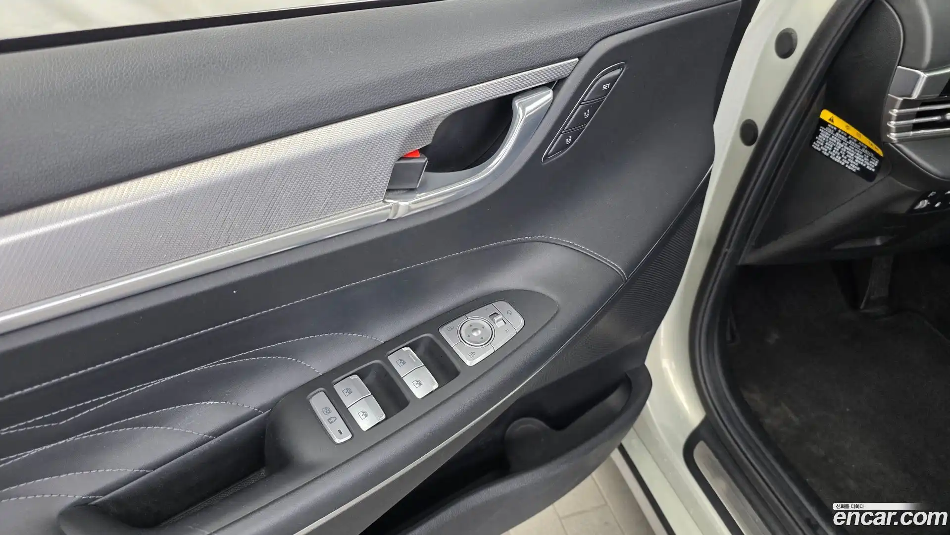 Grandeur Hyundai 2019.11-OPTION-046