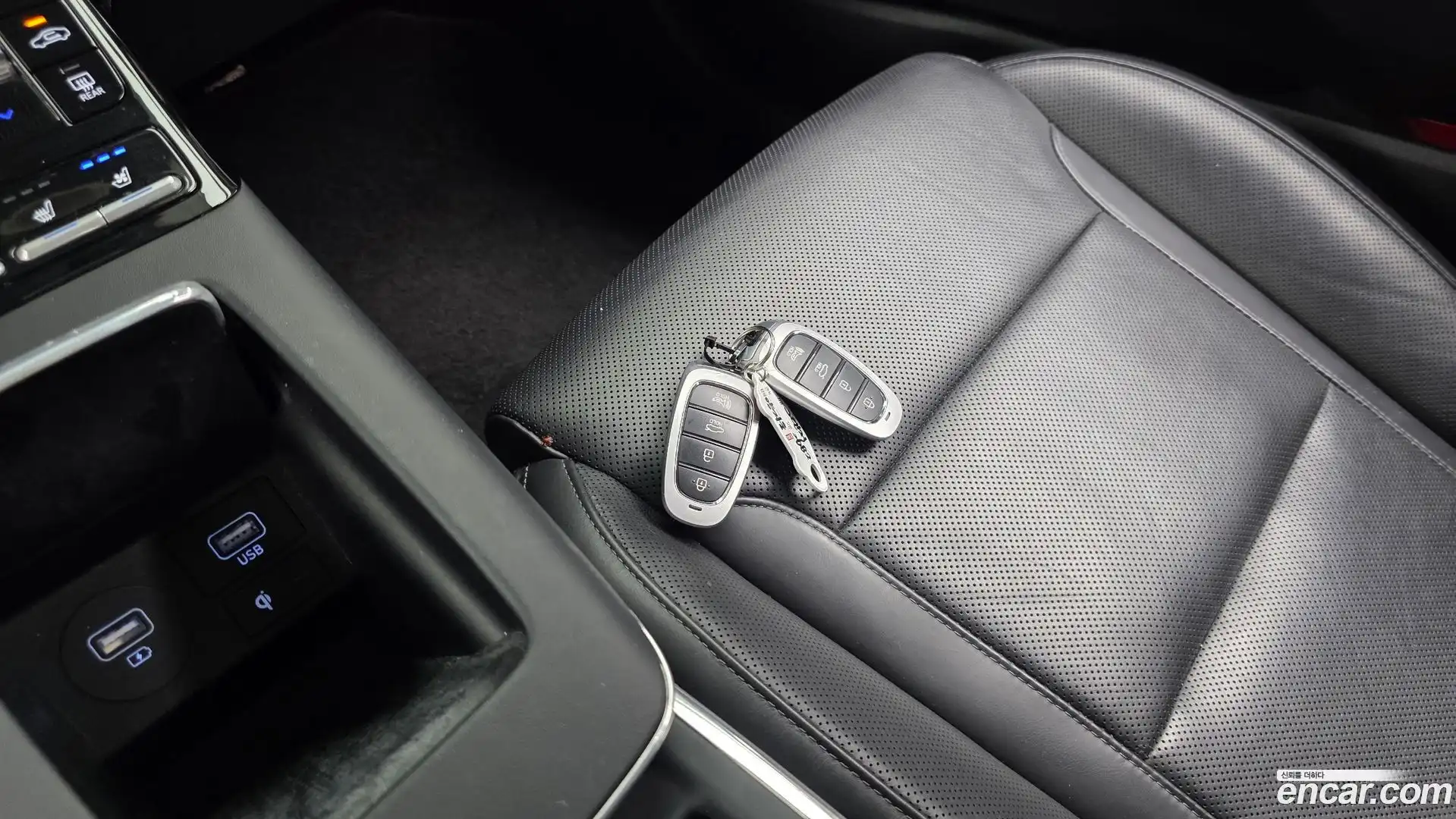 Grandeur Hyundai 2019.11-OPTION-047