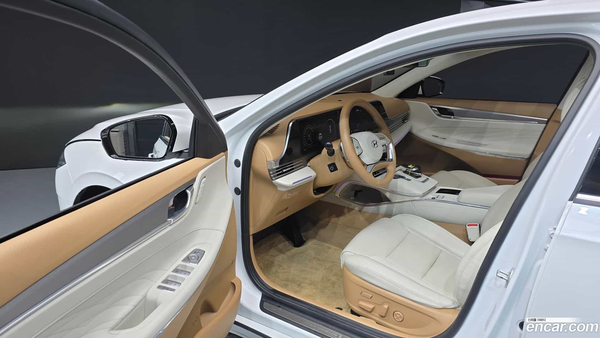 Grandeur Hyundai 2020.7-INNER-010