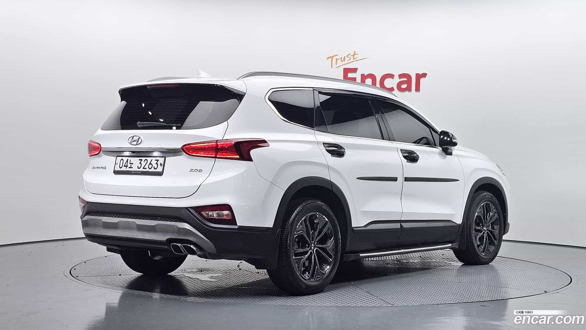 Santafe Hyundai 2018.6-OUTER-002