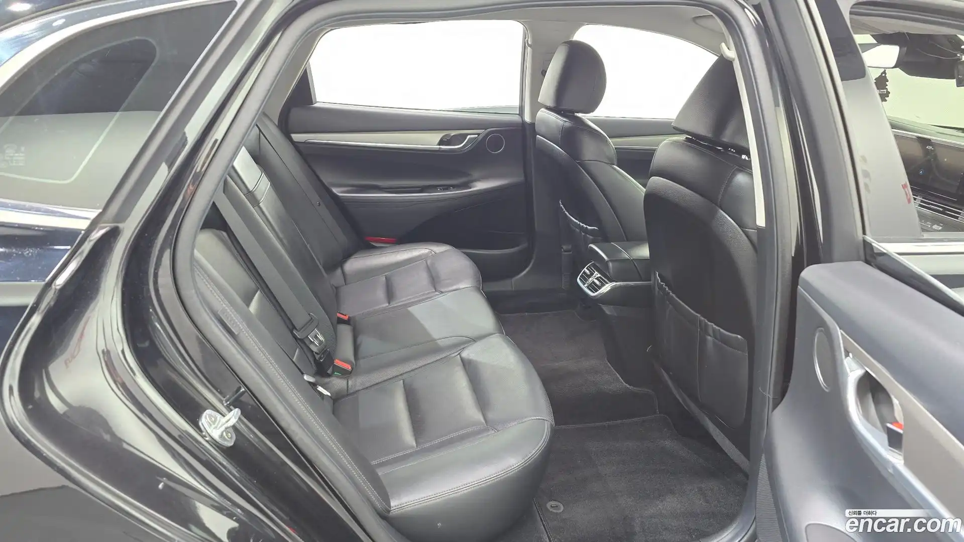 Grandeur Hyundai 2020.0-OPTION-023
