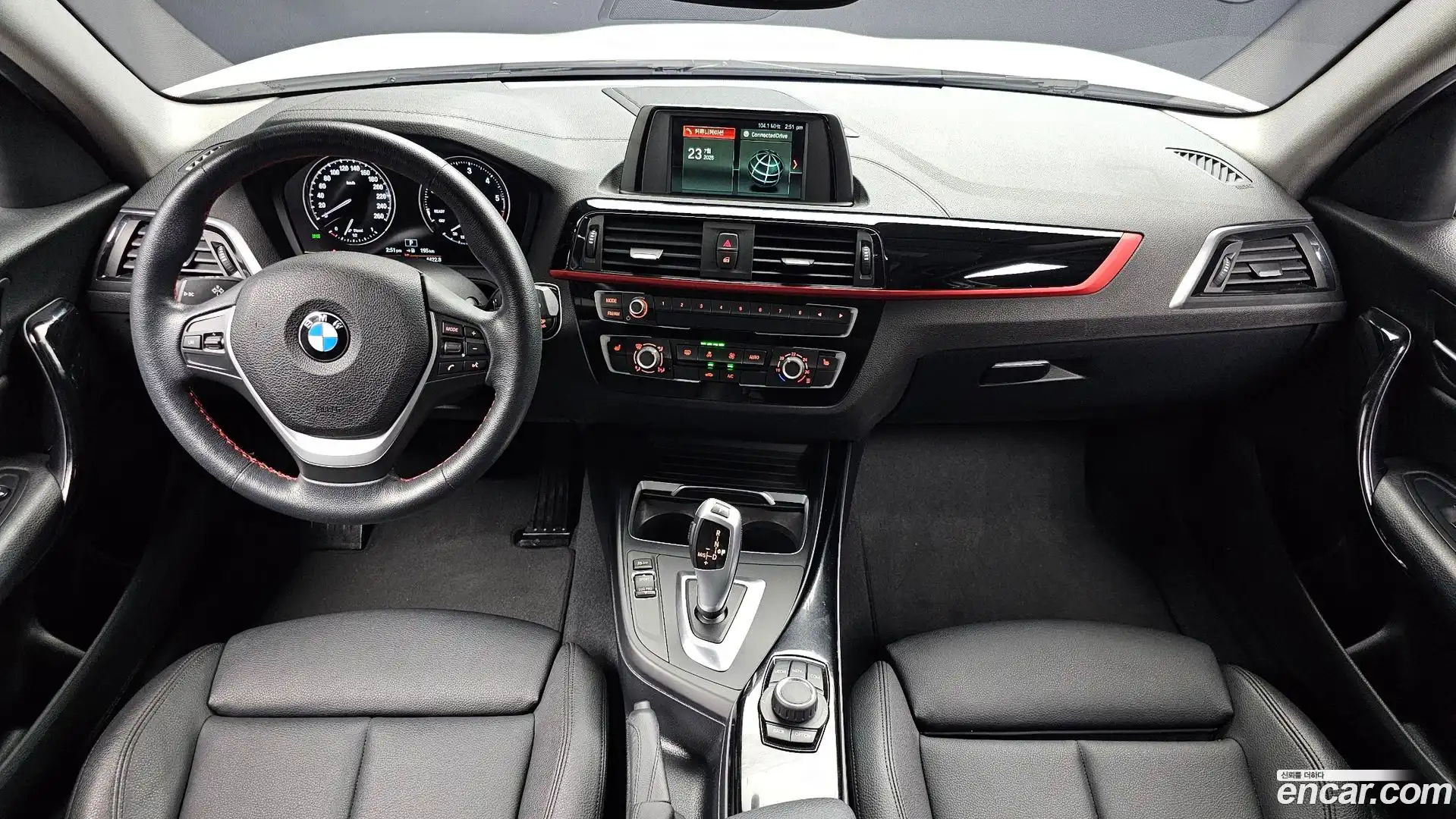 1-Series BMW 2019.8-INNER-007