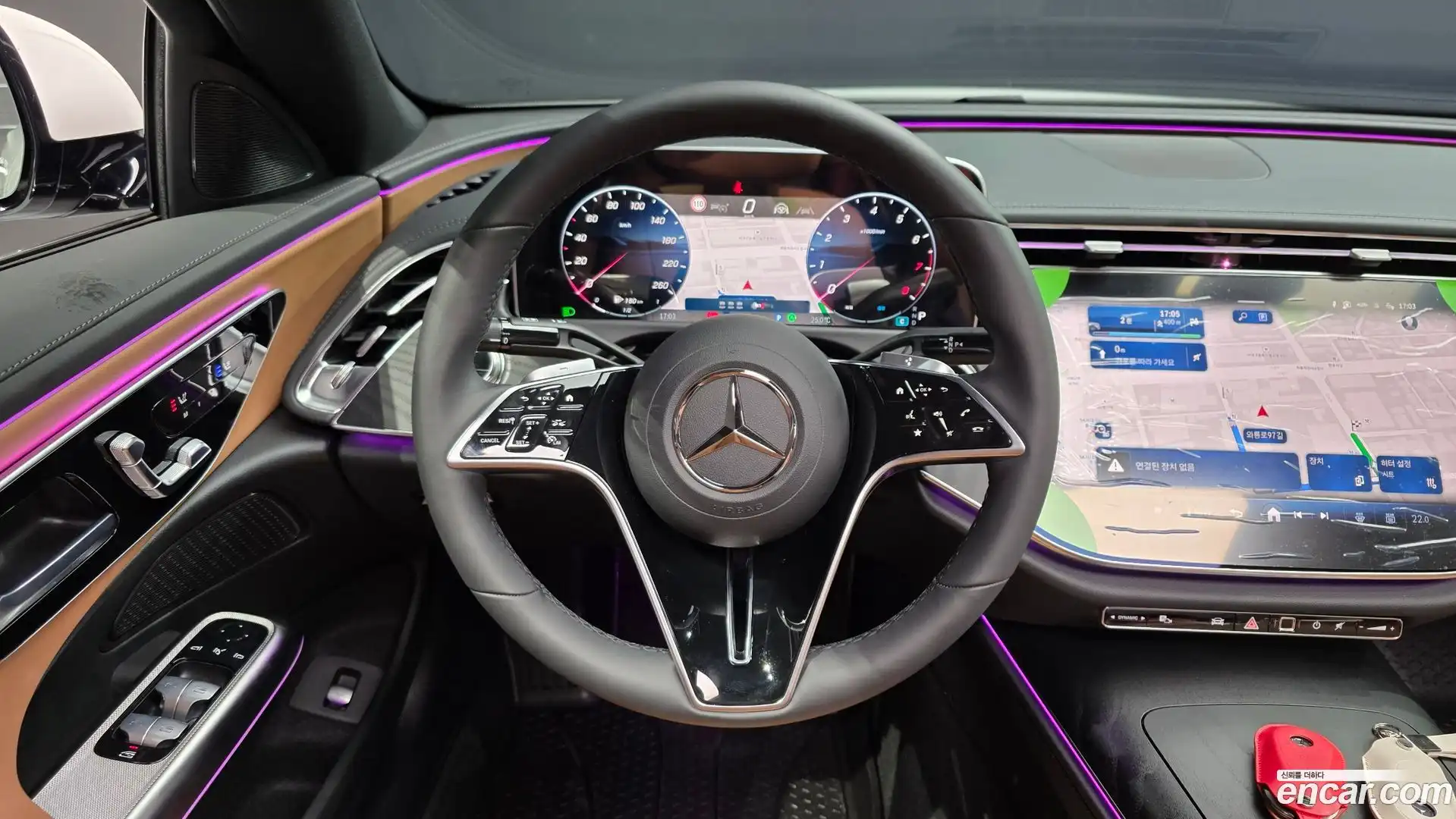 E-Class Mercedes-Benz 2025.9-OPTION-017