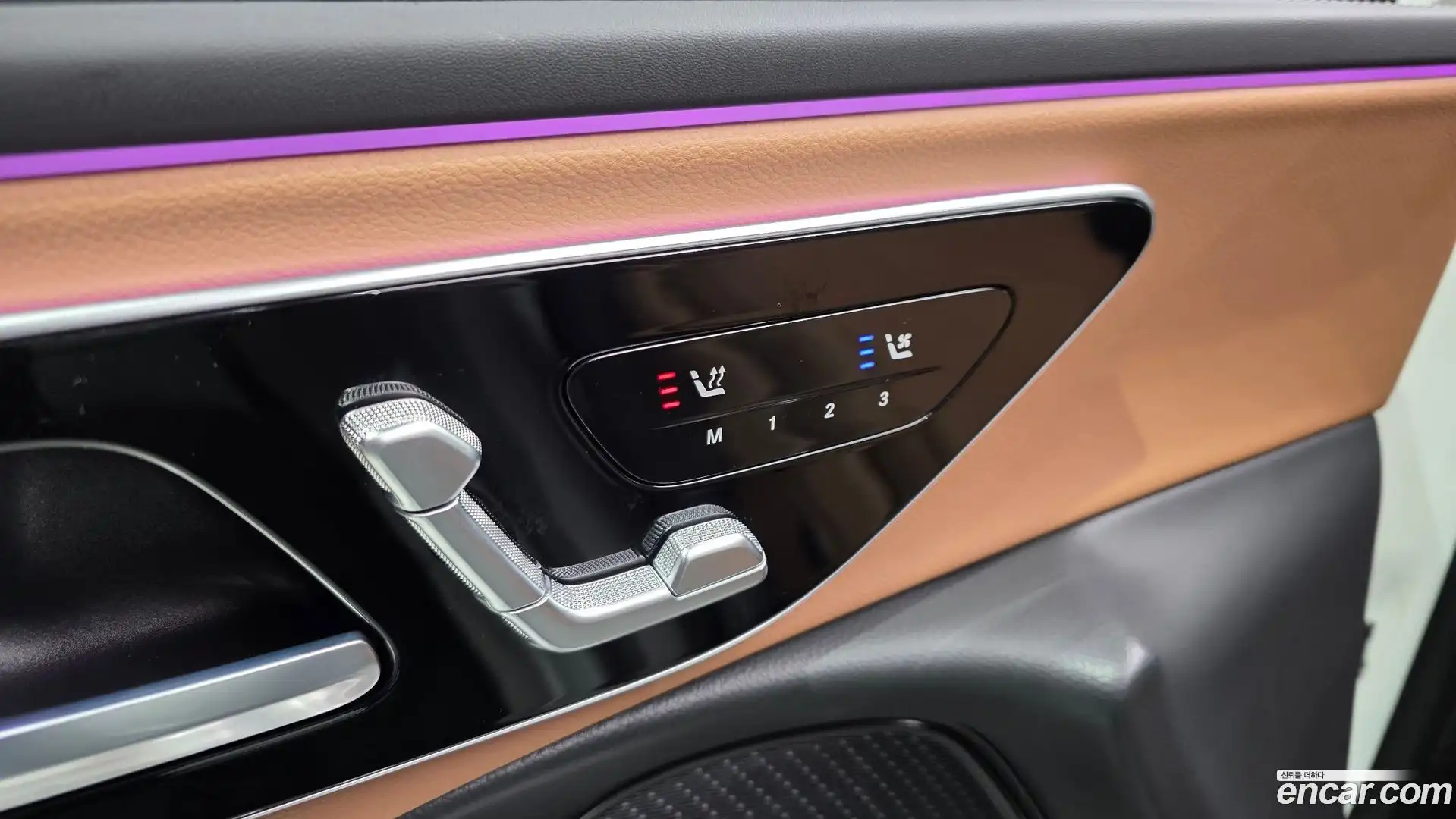 E-Class Mercedes-Benz 2025.9-OPTION-040