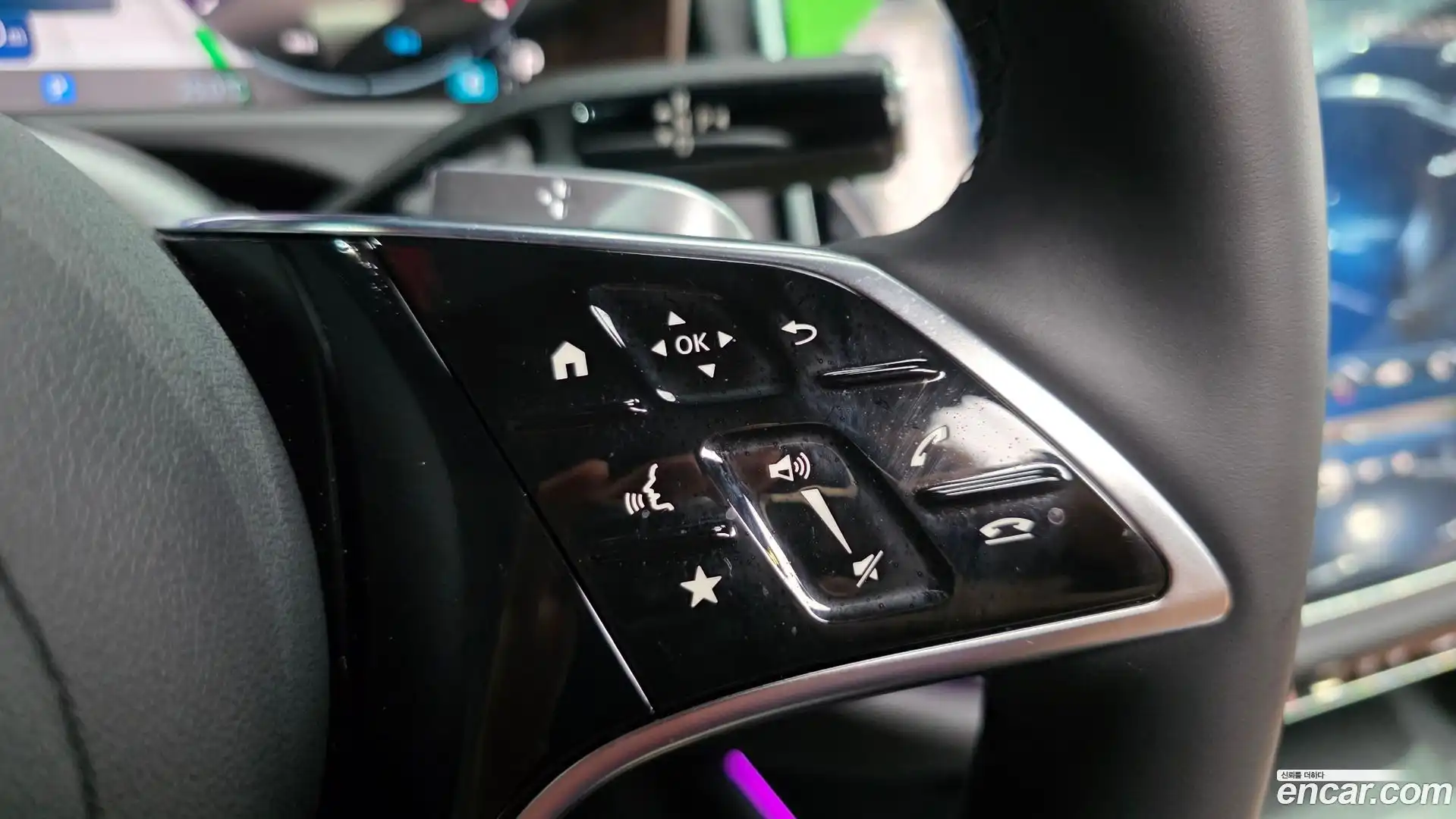 E-Class Mercedes-Benz 2025.9-OPTION-041