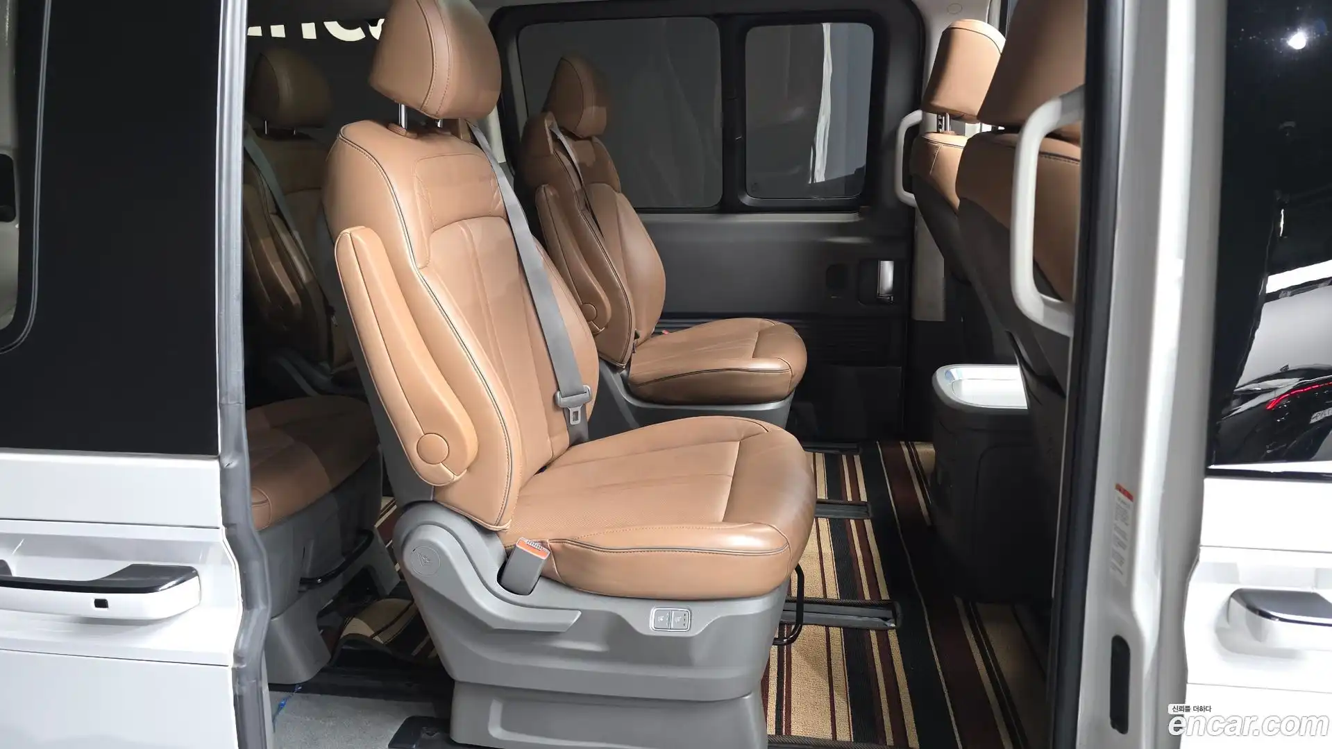 Staria Hyundai 2021.6-OPTION-016