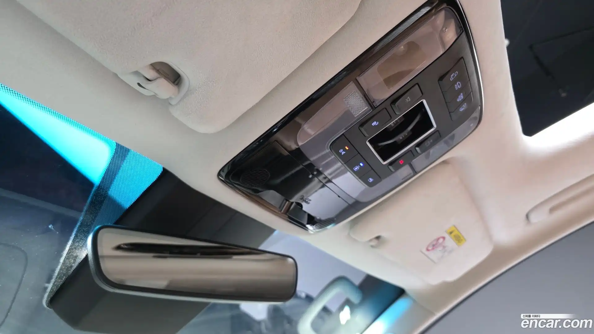 Staria Hyundai 2021.6-OPTION-045