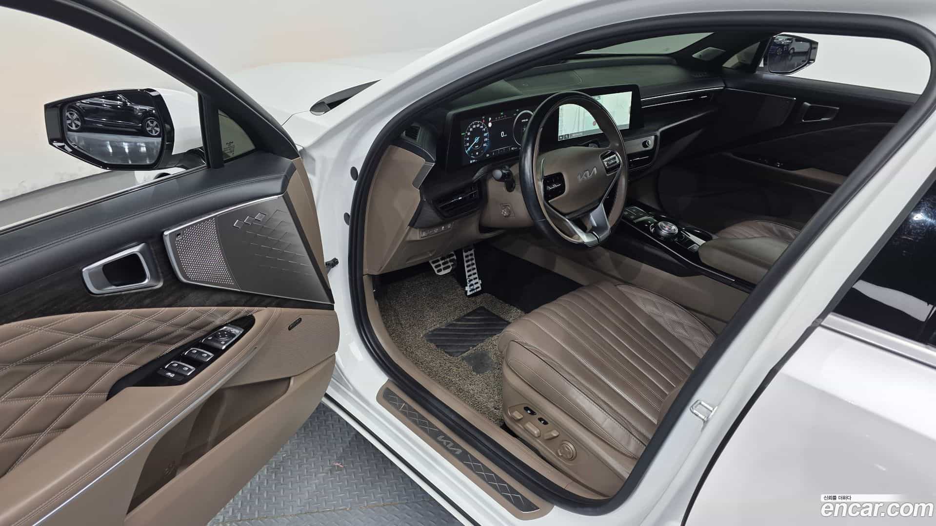 K8 Kia 2022.1-INNER-010