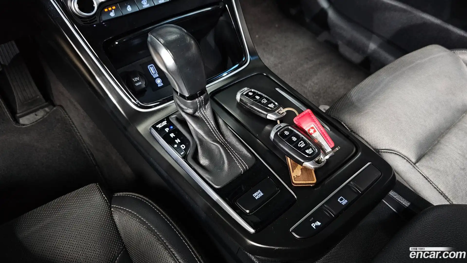 Grandeur Hyundai 2018.4-INNER-009