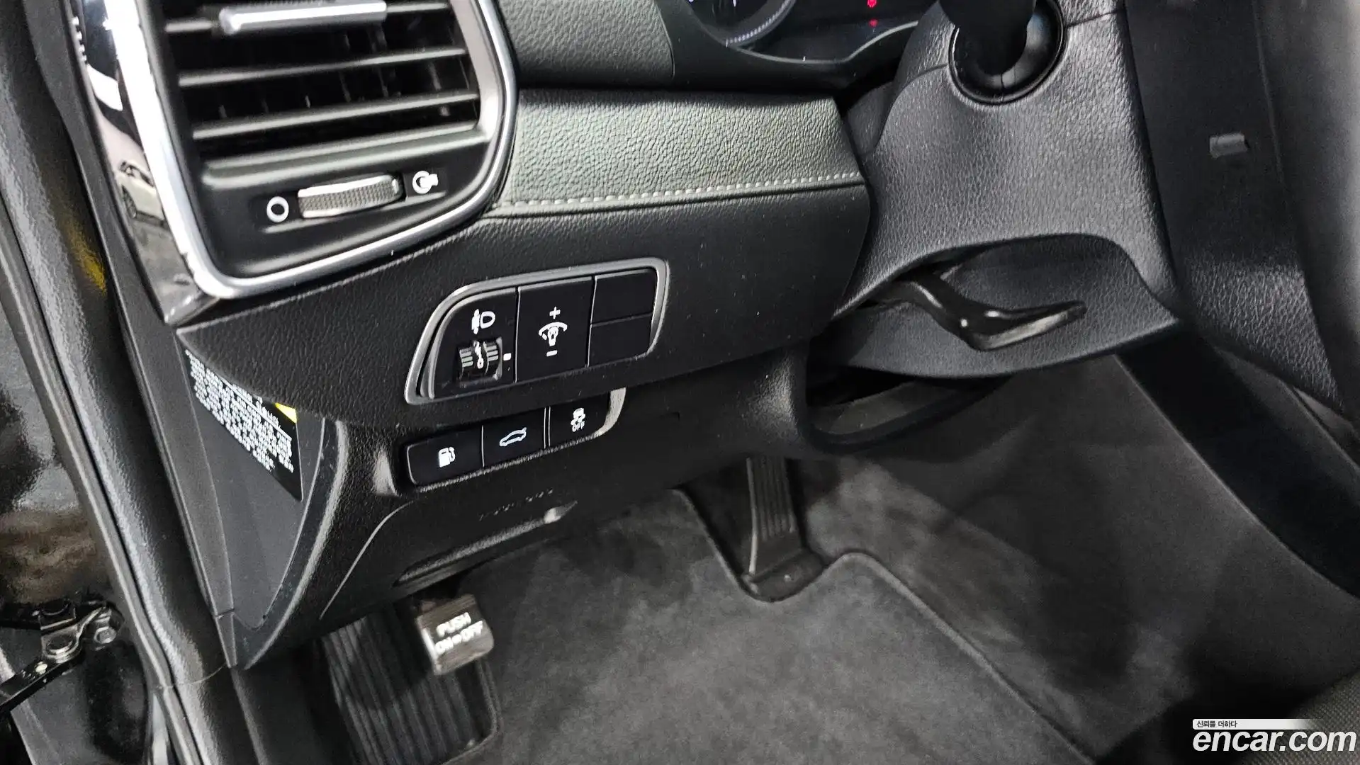 Grandeur Hyundai 2018.4-OPTION-020