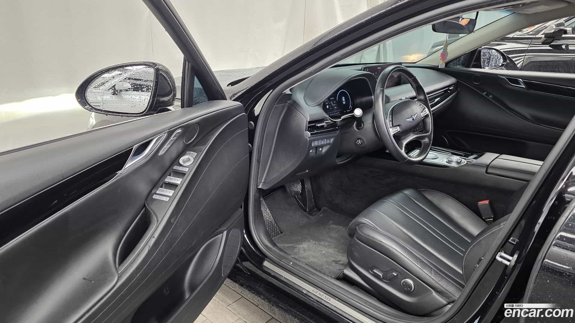 G80 Genesis 2022.3-INNER-010