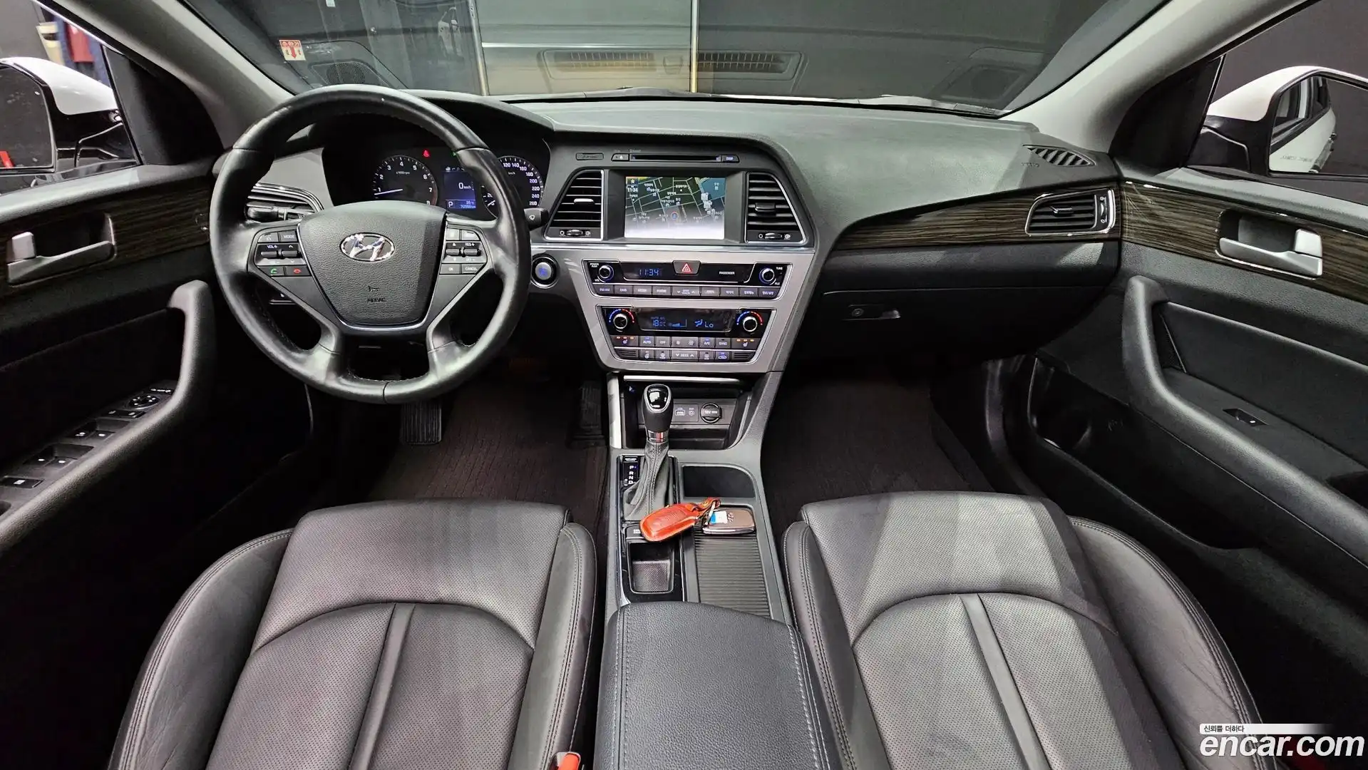 Sonata Hyundai 2015.5-INNER-007