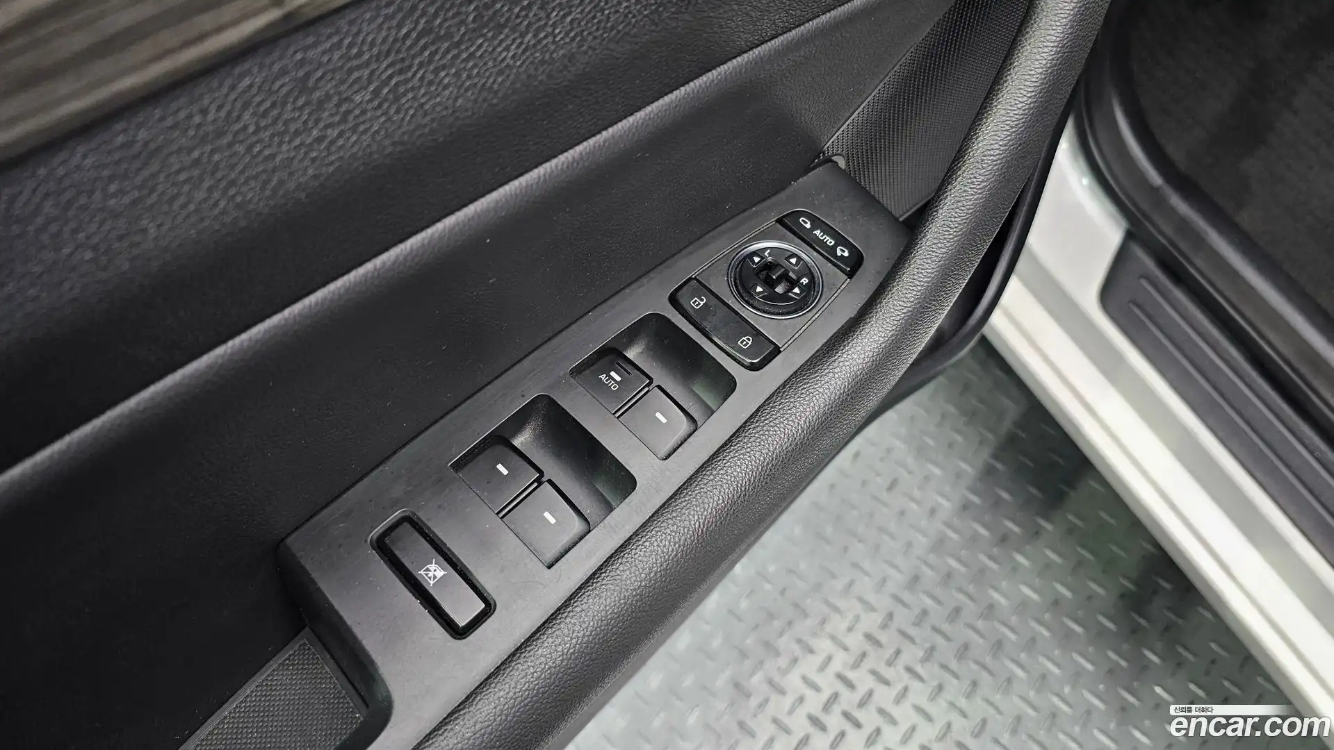Sonata Hyundai 2015.5-OPTION-023