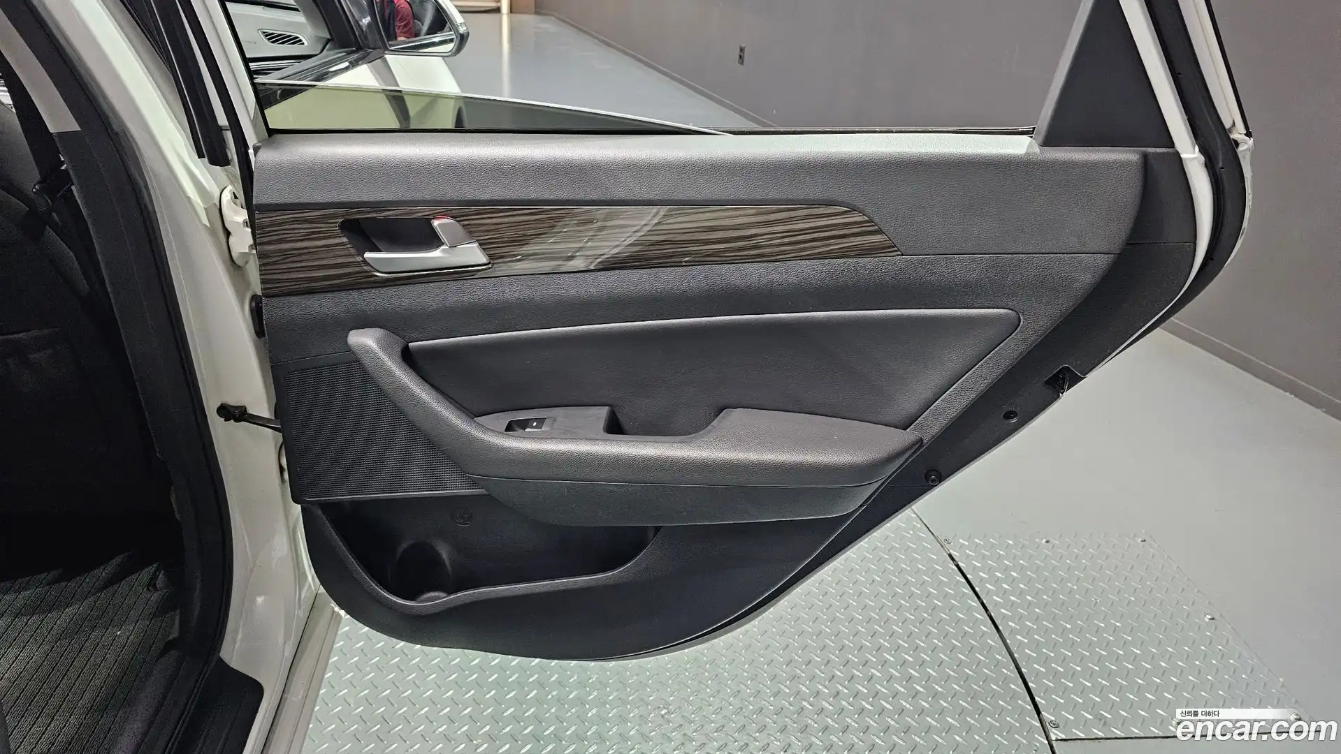 Sonata Hyundai 2015.5-INNER-035