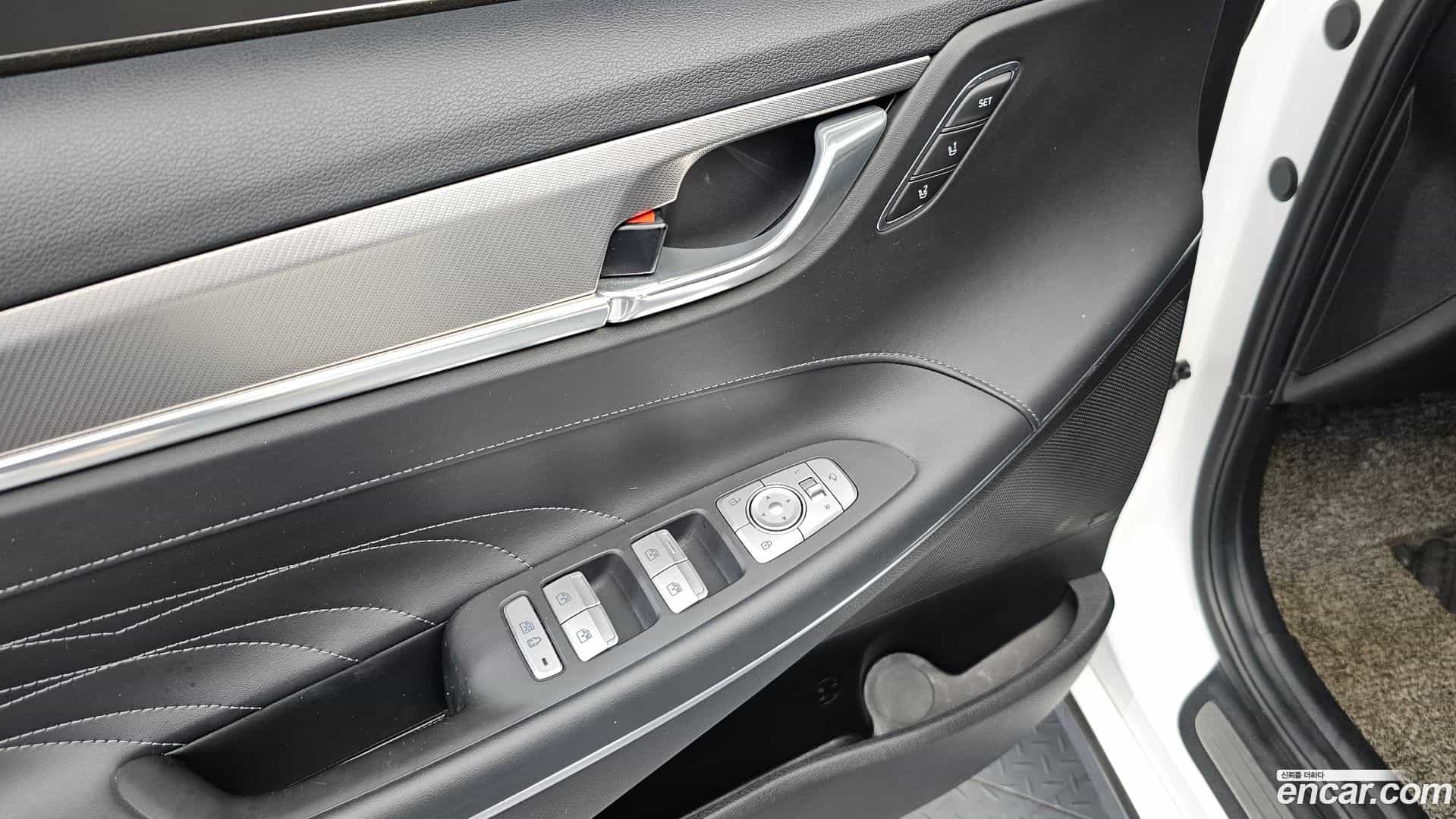Grandeur Hyundai 2020.6-OPTION-019