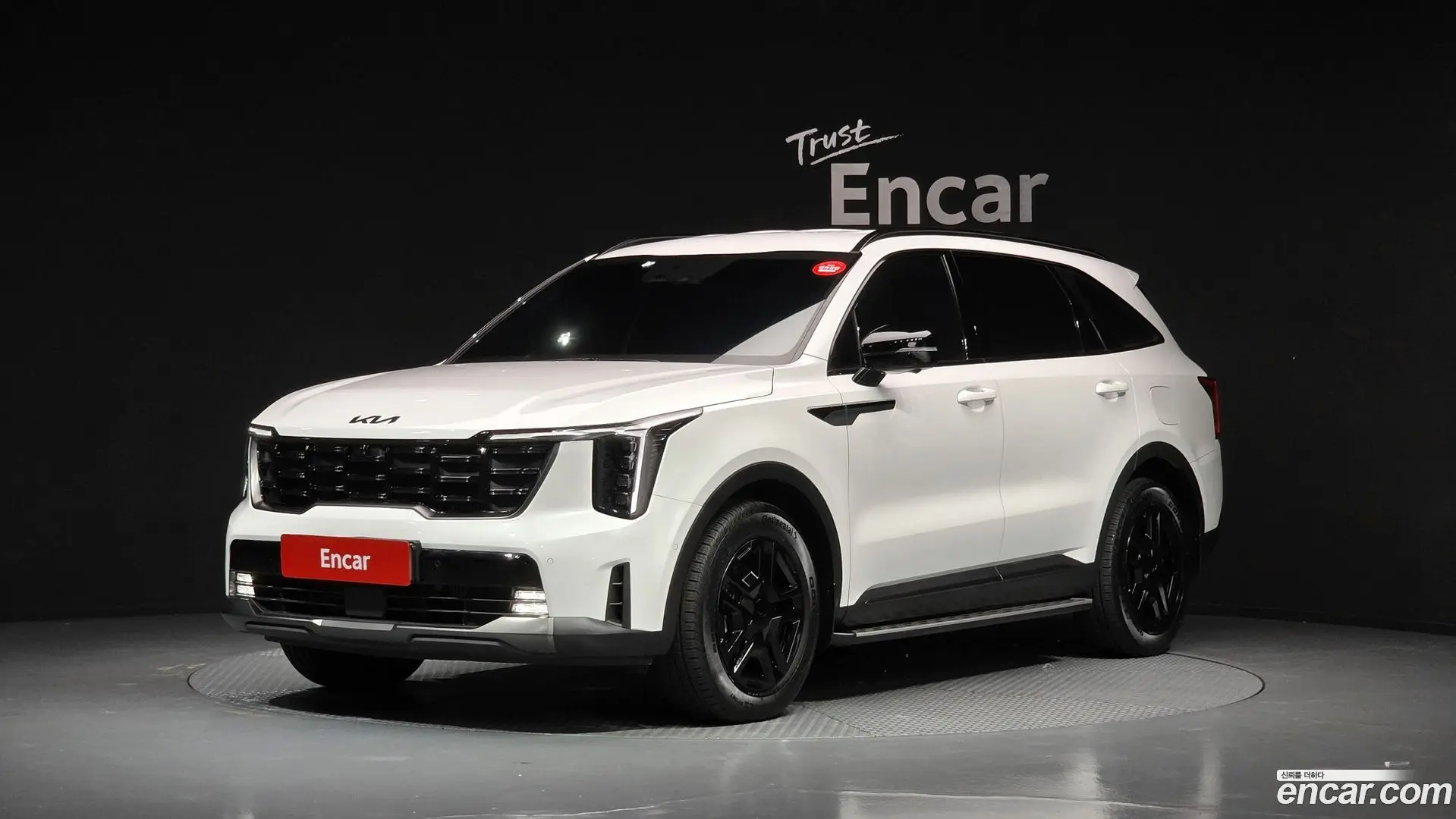 Main__Slider__Photo:Sorento Kia 2025.8-0