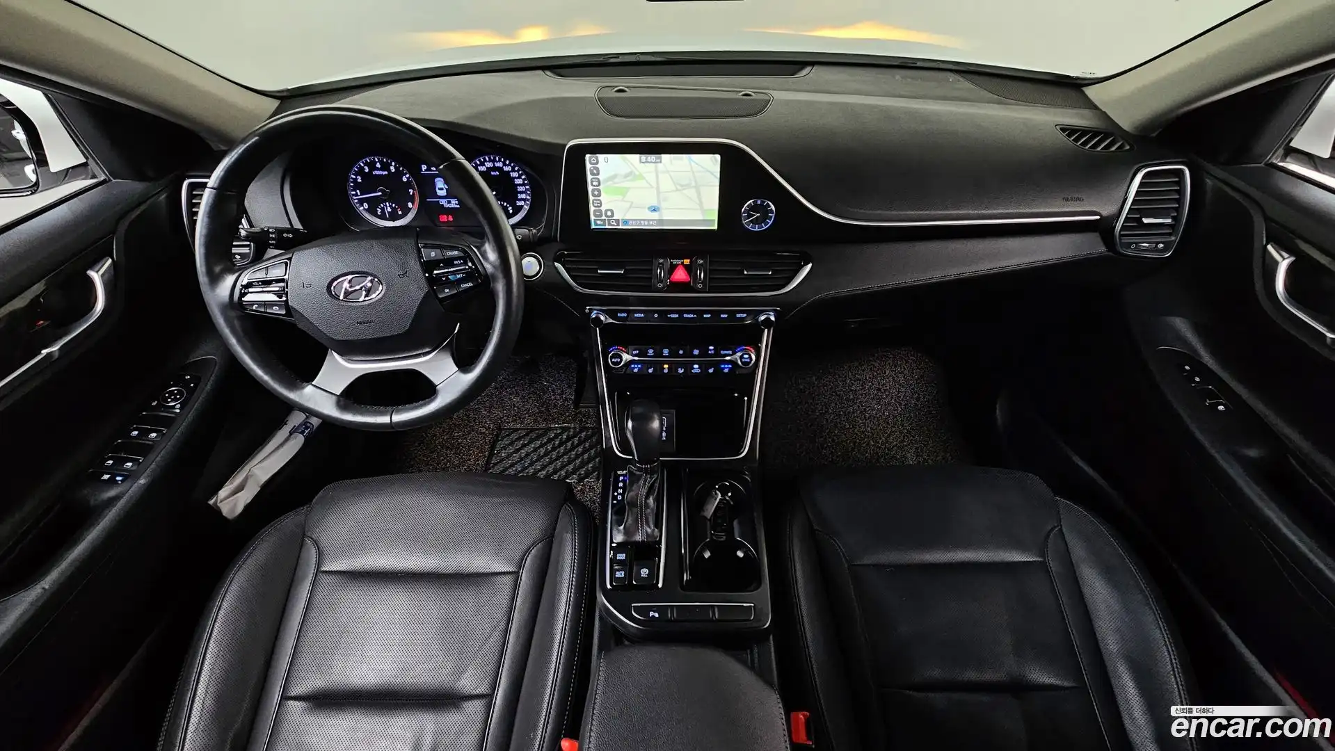 Grandeur Hyundai 2016.11-INNER-007