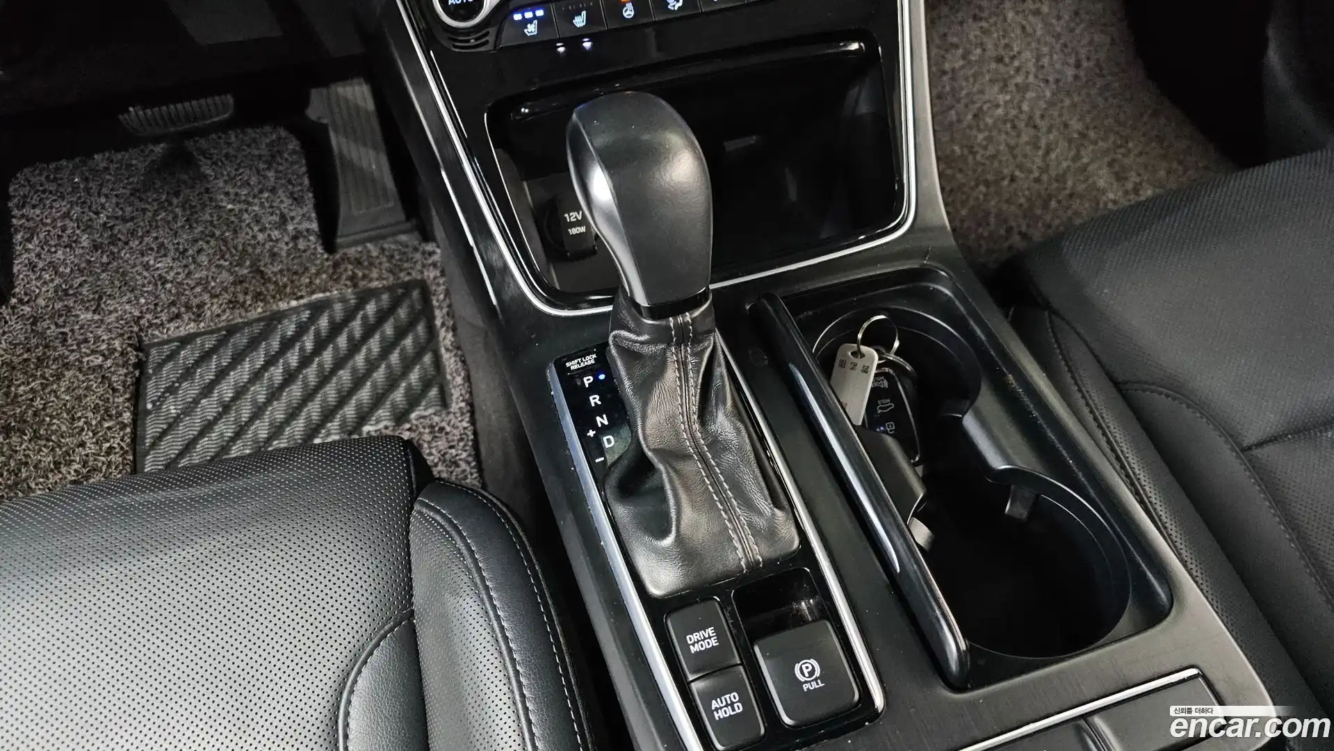 Grandeur Hyundai 2016.11-INNER-009