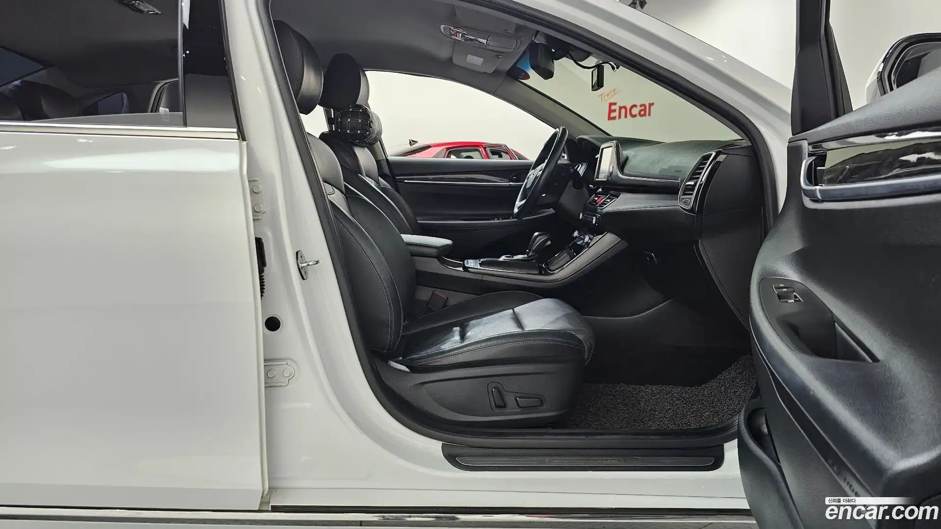Grandeur Hyundai 2016.11-INNER-036