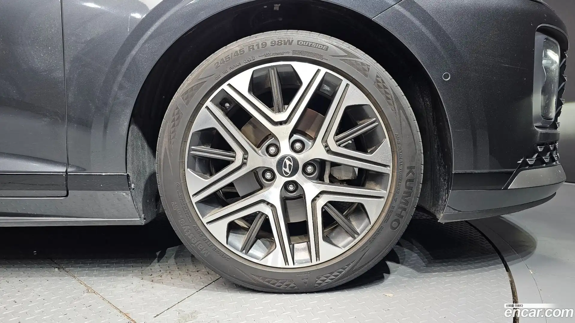 Grandeur Hyundai 2023.3-OUTER-031