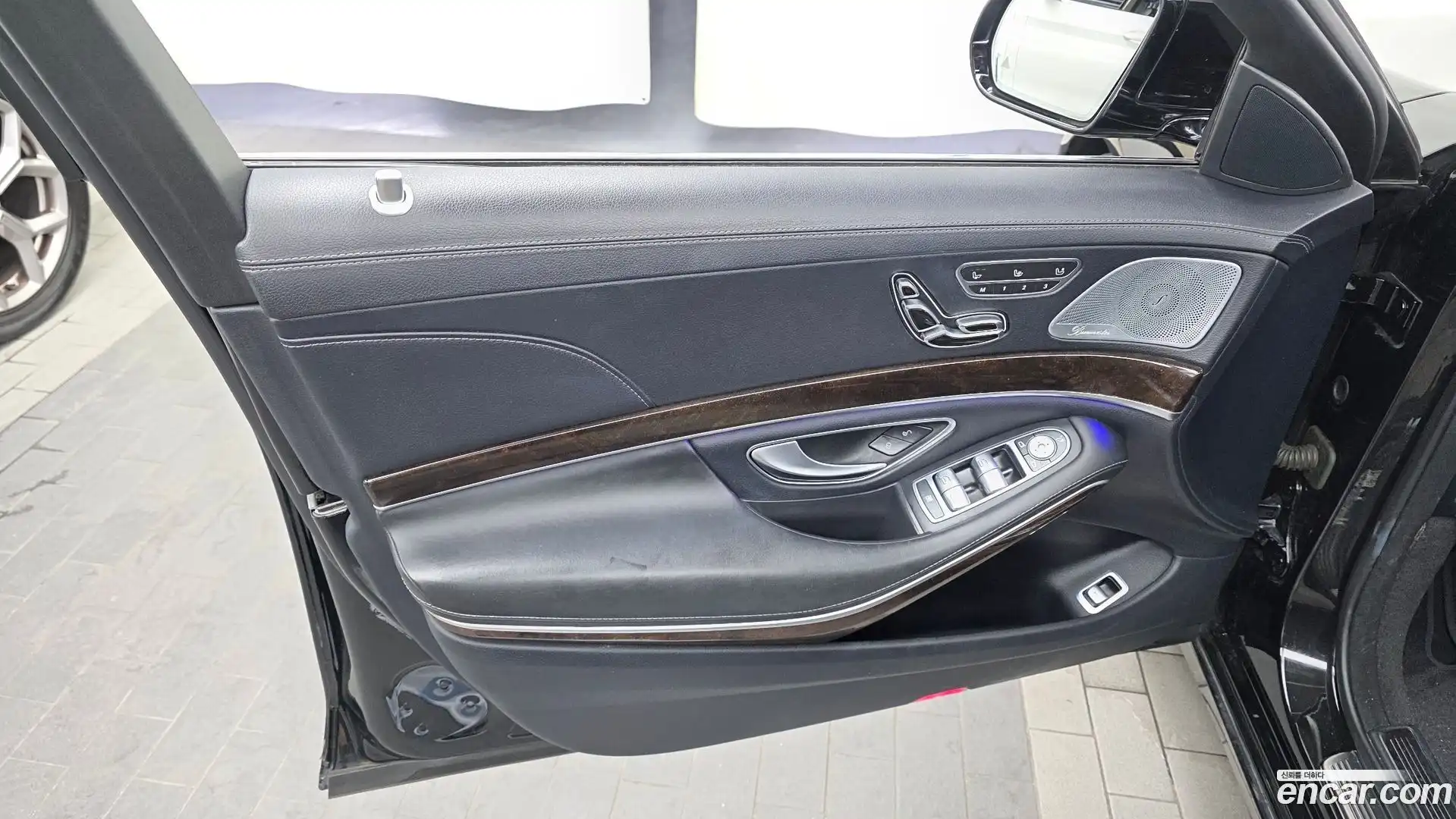 S-Class Mercedes-Benz 2020.1-INNER-034
