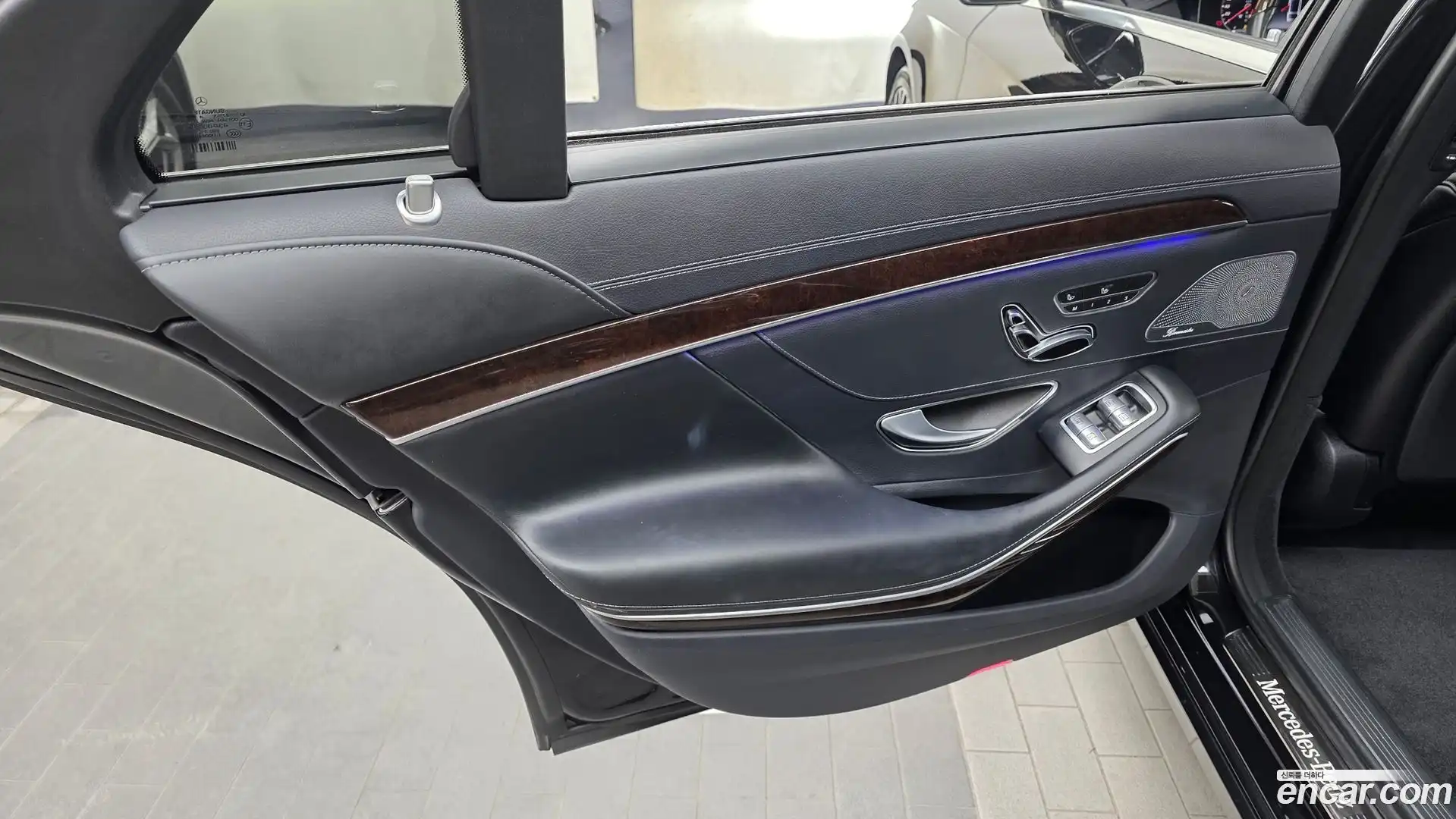 S-Class Mercedes-Benz 2020.1-INNER-035
