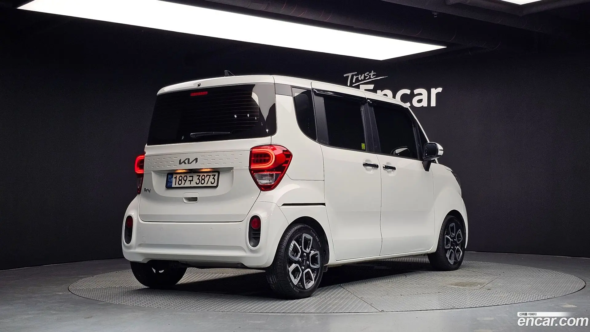 Main__Slider__Photo:RAY Kia 2022.4-1