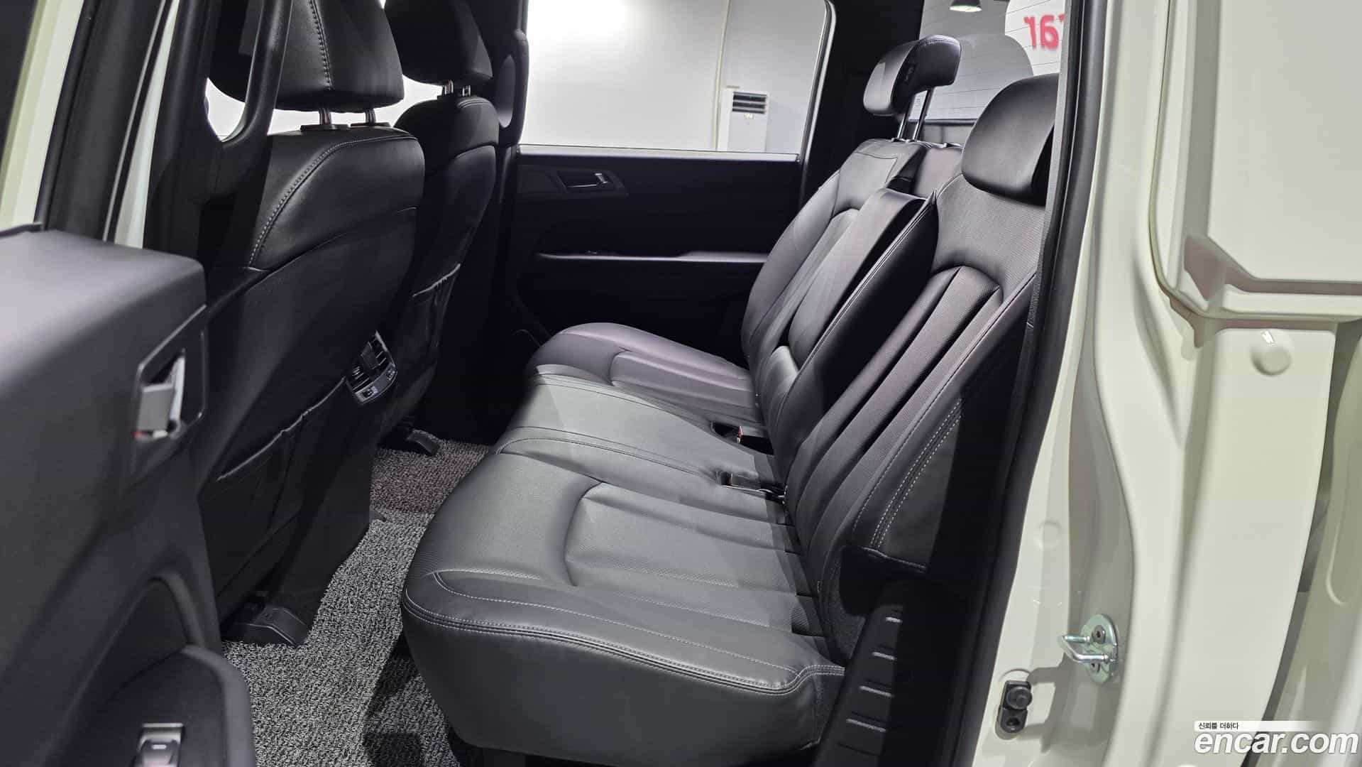 Rexton KG Mobility 2021.9-OPTION-015