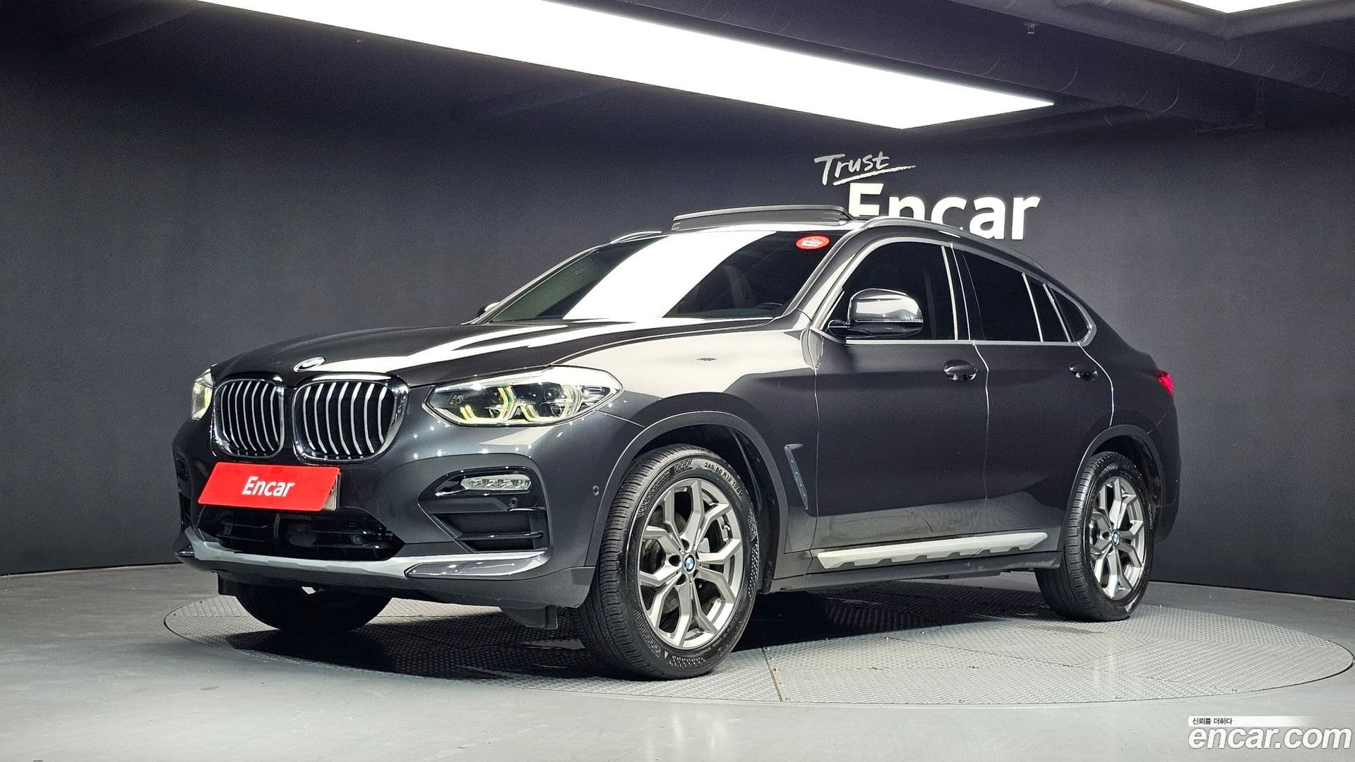 Main__Slider__Photo:X4 BMW 2019.4-0