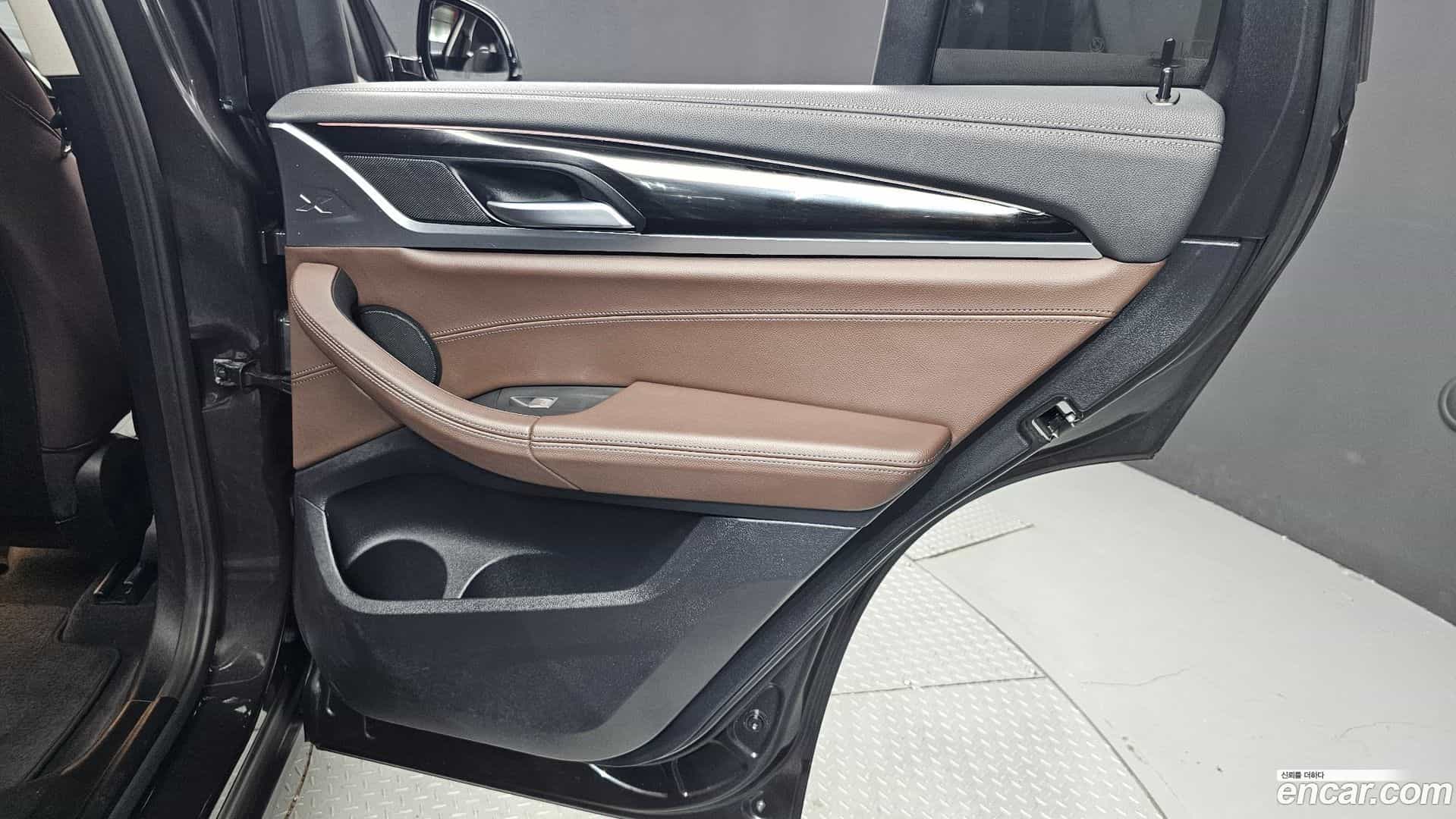 X4 BMW 2019.4-INNER-035