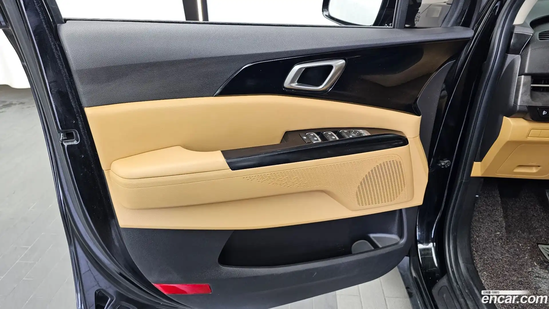 Canival Kia 2022.5-INNER-034